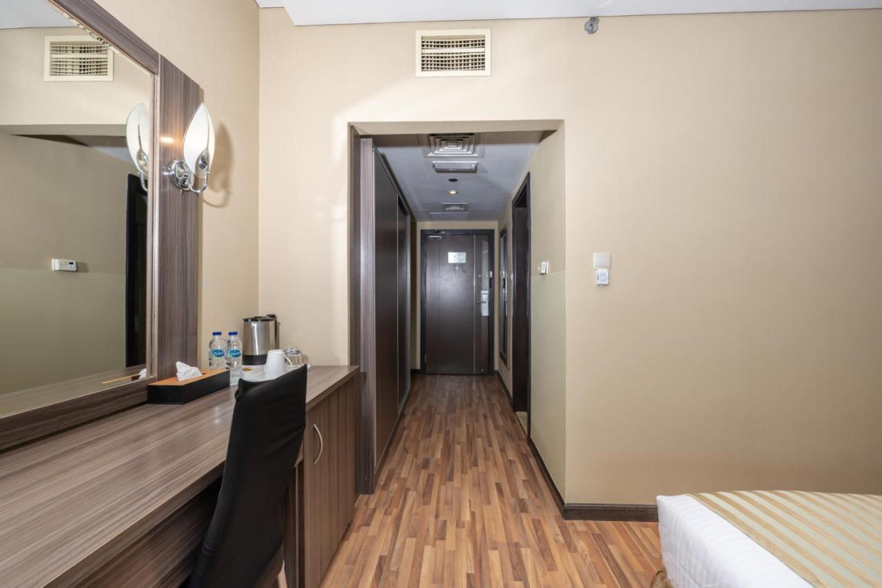 Executive Suite
