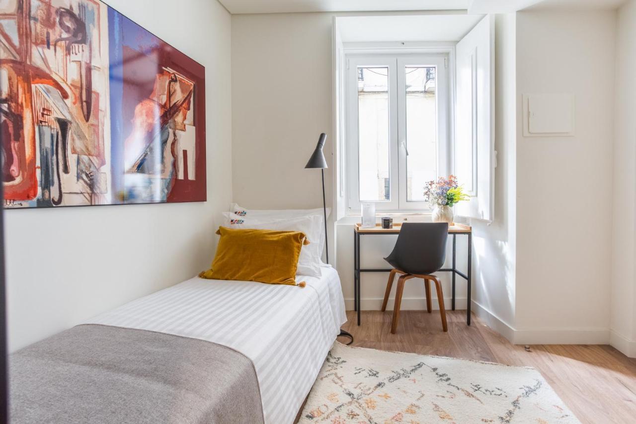 Single Room with Private Bathroom