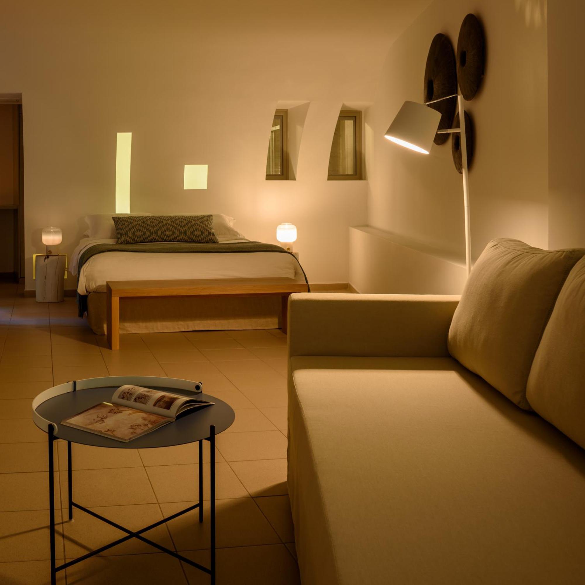 Panorama Suite Caldera View