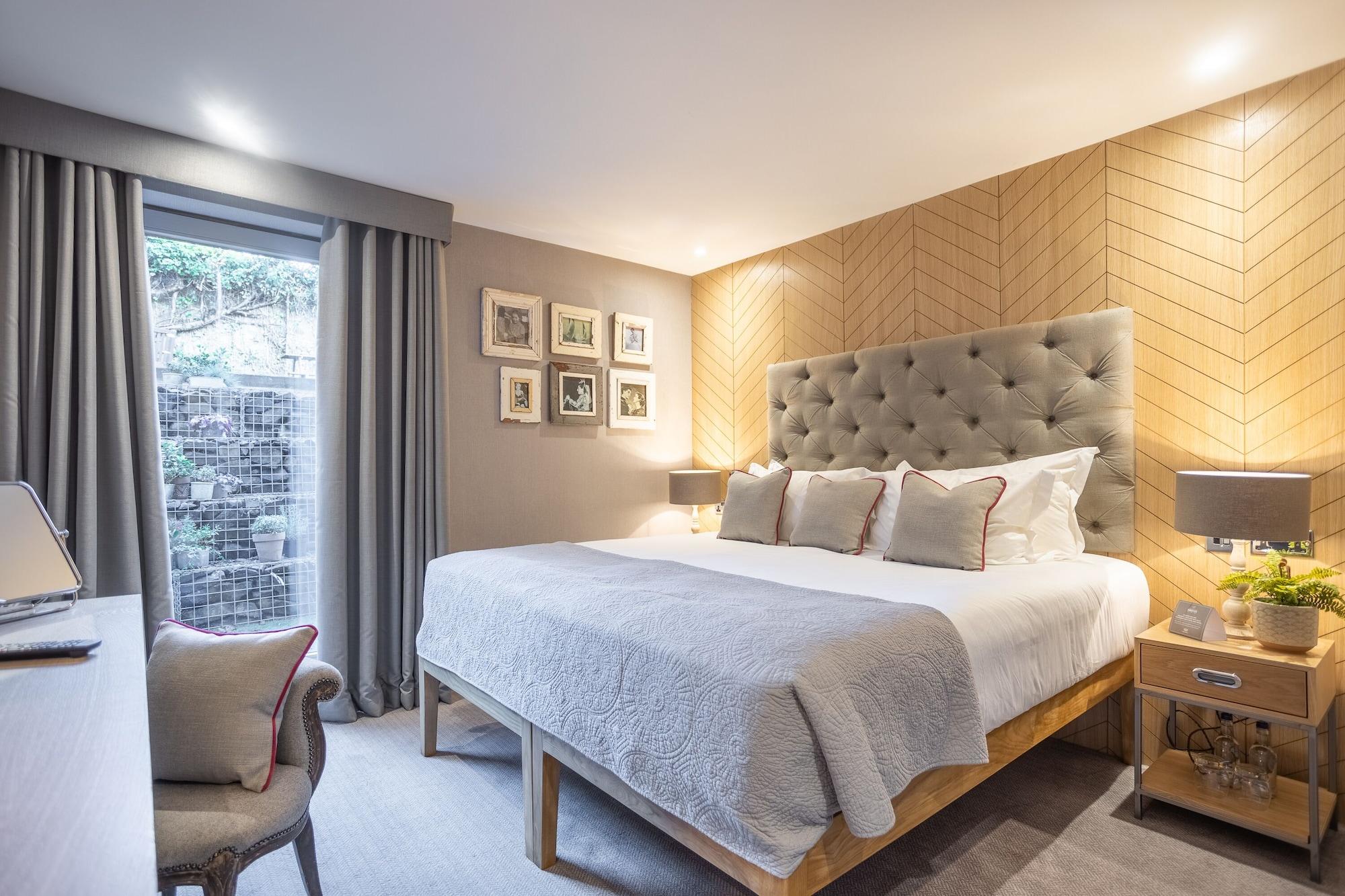 Classic Double or Twin Room