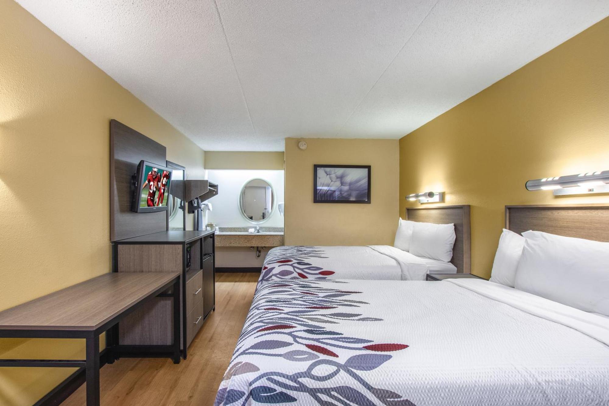 Deluxe Room with Two Double Beds Smoke Free