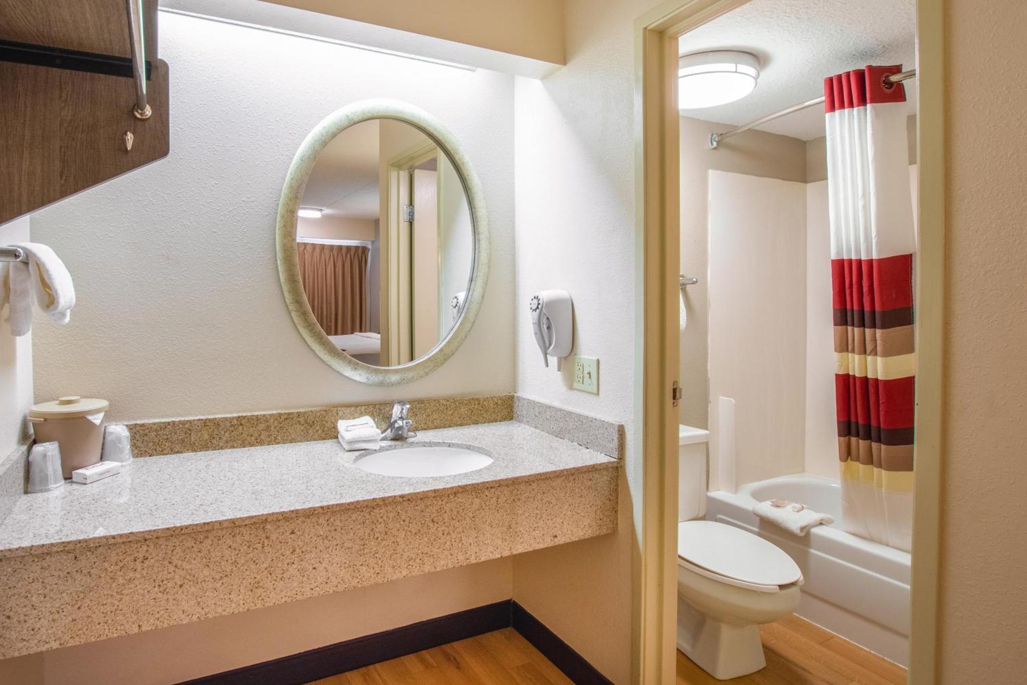 Deluxe King Room Smoke Free
