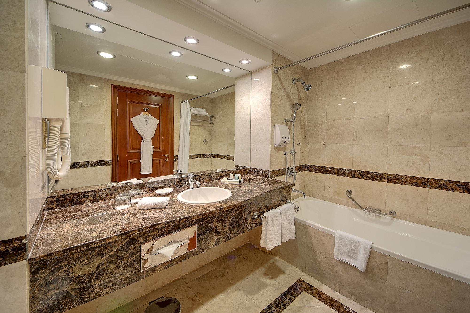 Balmoral Suite
