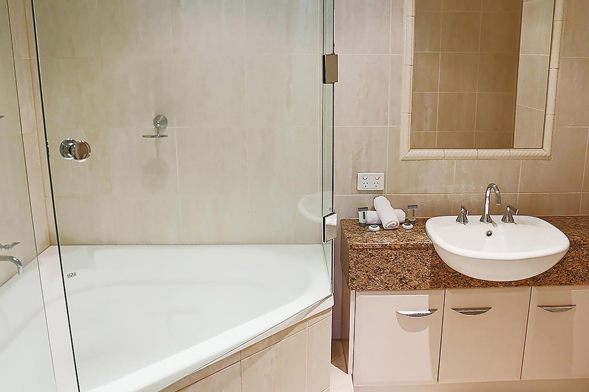 Premium Two-Bedroom Apartment,1212536086:JPEG