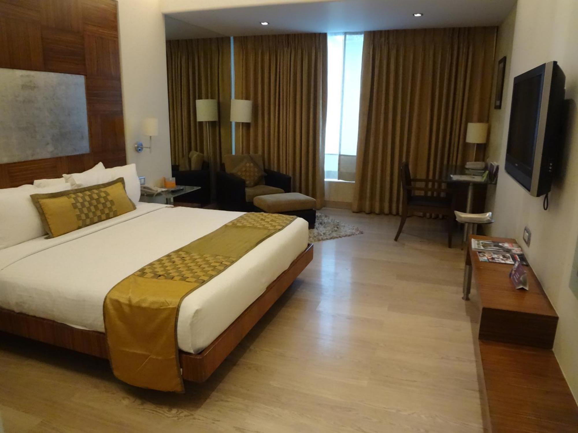 Executive Club Room on Restaurant Food Al-a-carte order