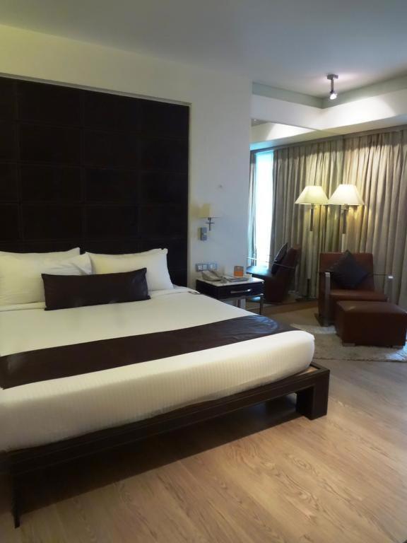 Reflection Club Room on Restaurant Food Al-a-carte order