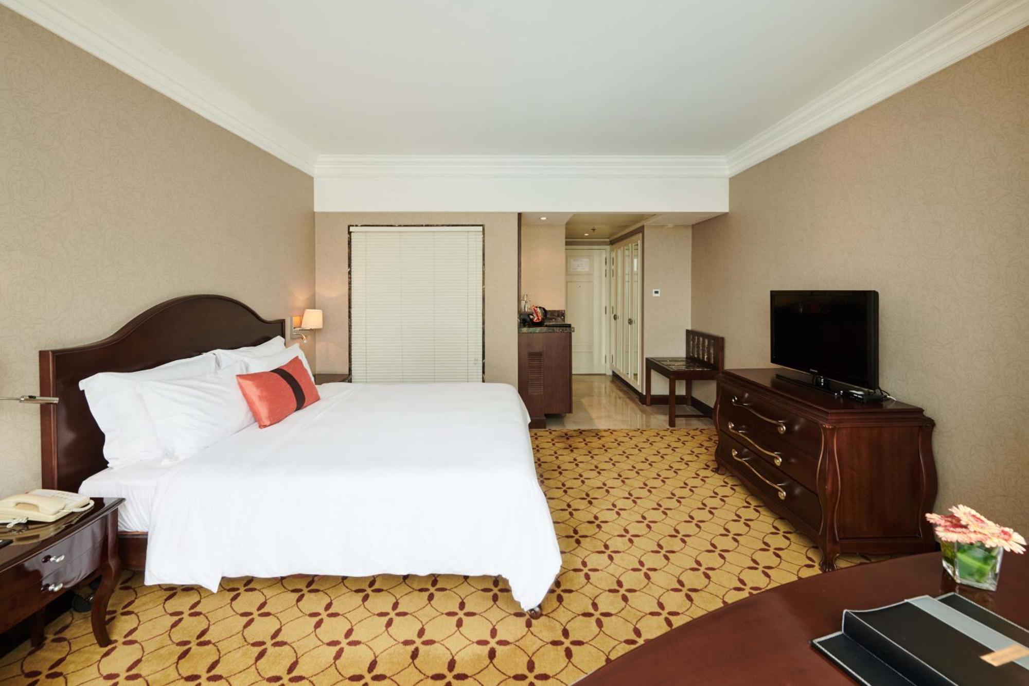 Deluxe Double or Twin Room