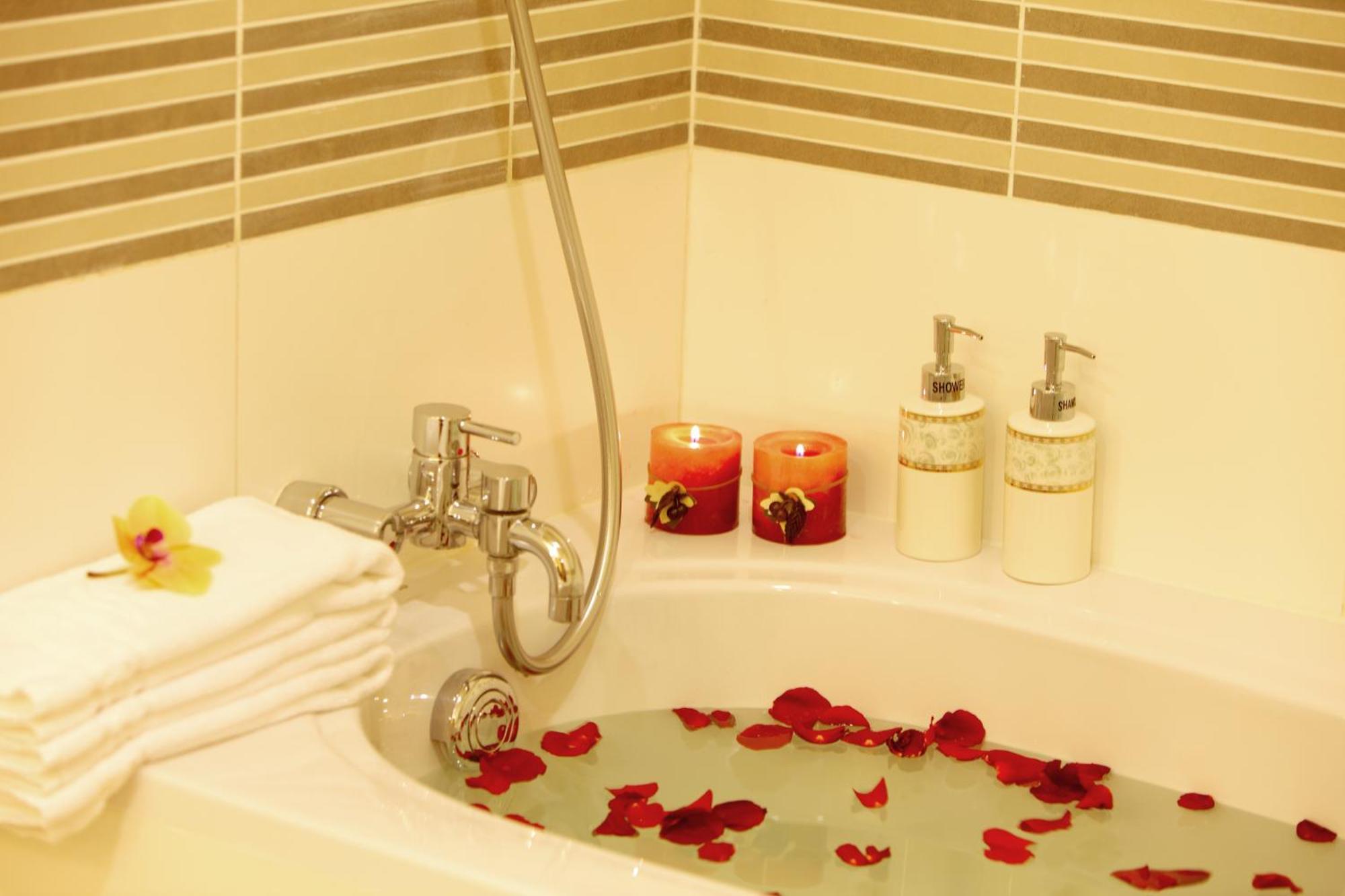 Signature Central Deluxe