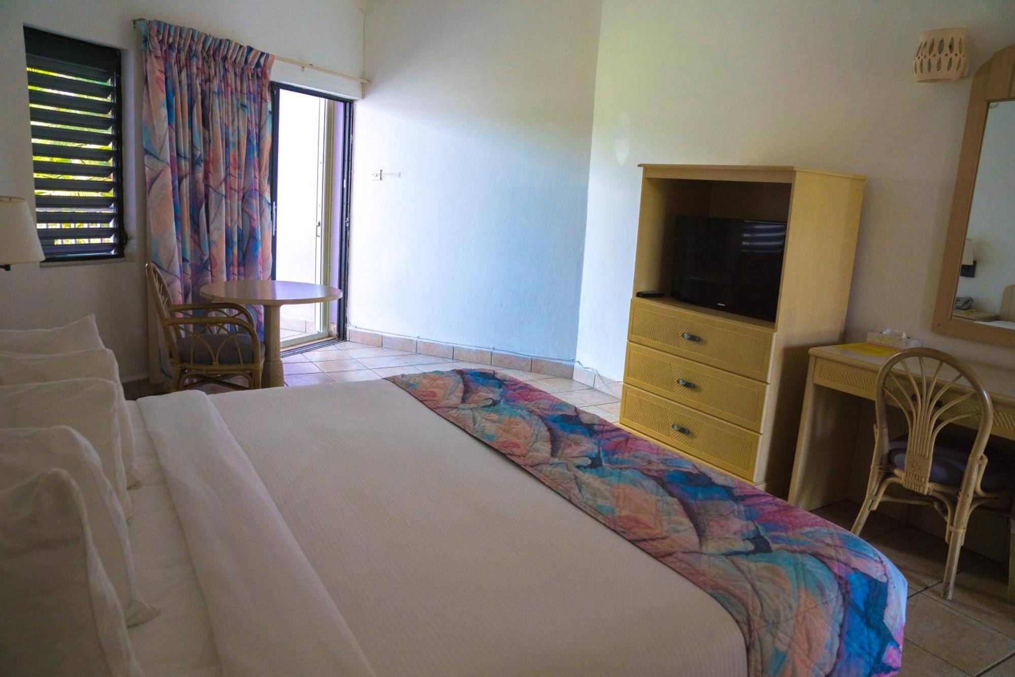 Garden View Room King Bed