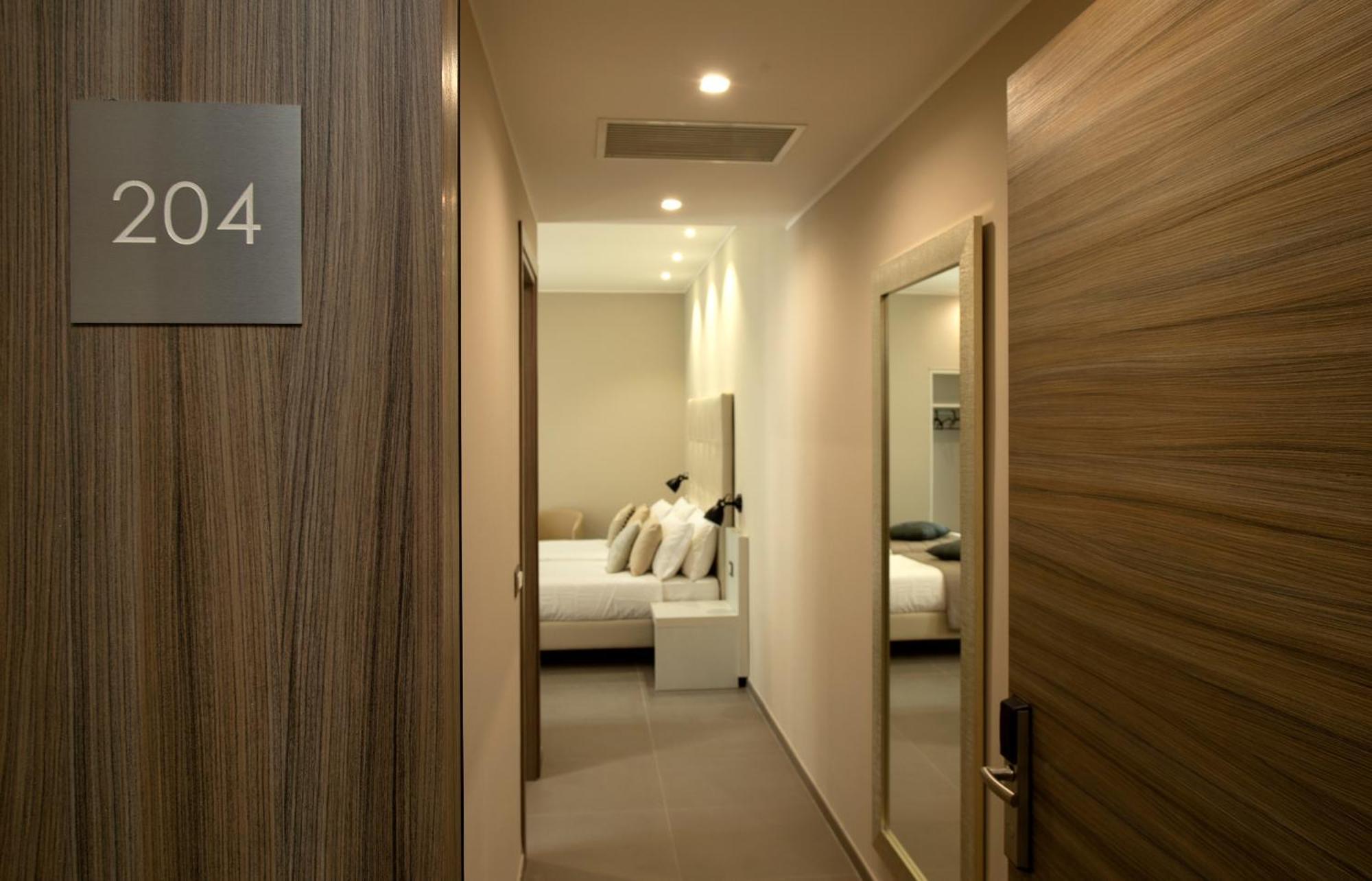 Superior Double or Twin Room with Terrace