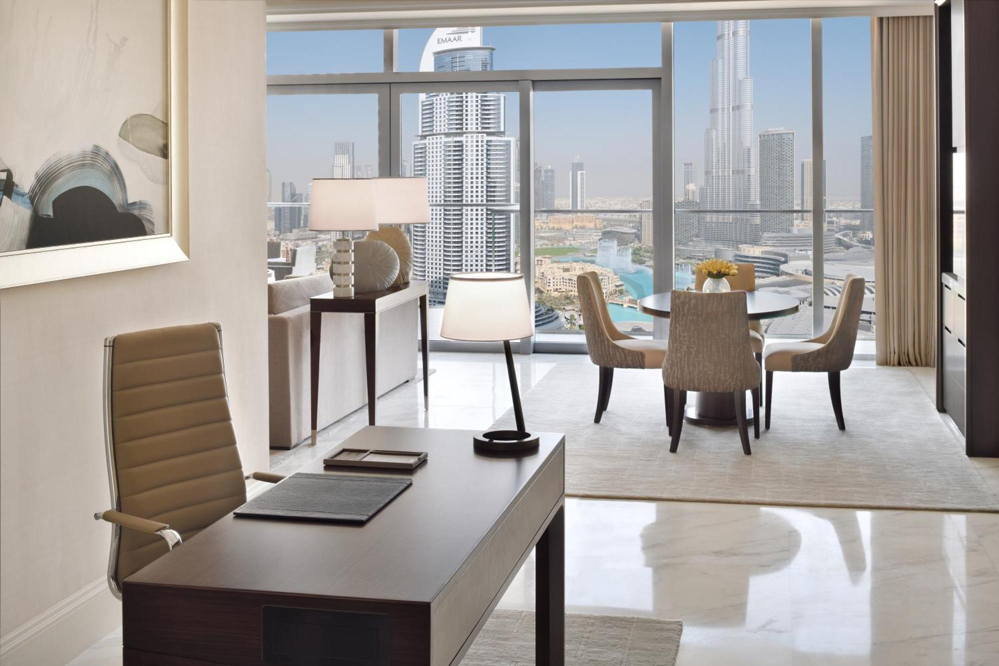 Executive Suite Fountain View Ultimate Staycation At The Top Tickets Burj Khalifa