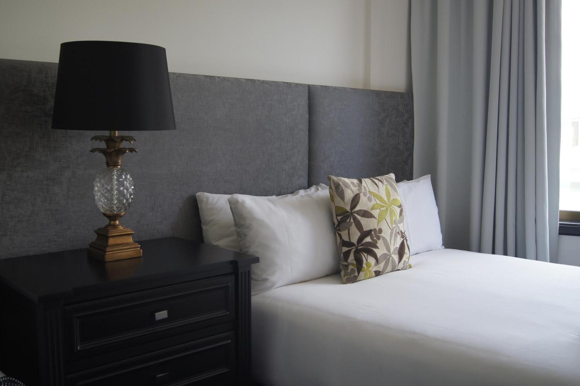 Deluxe King Room,1284068308:JPEG