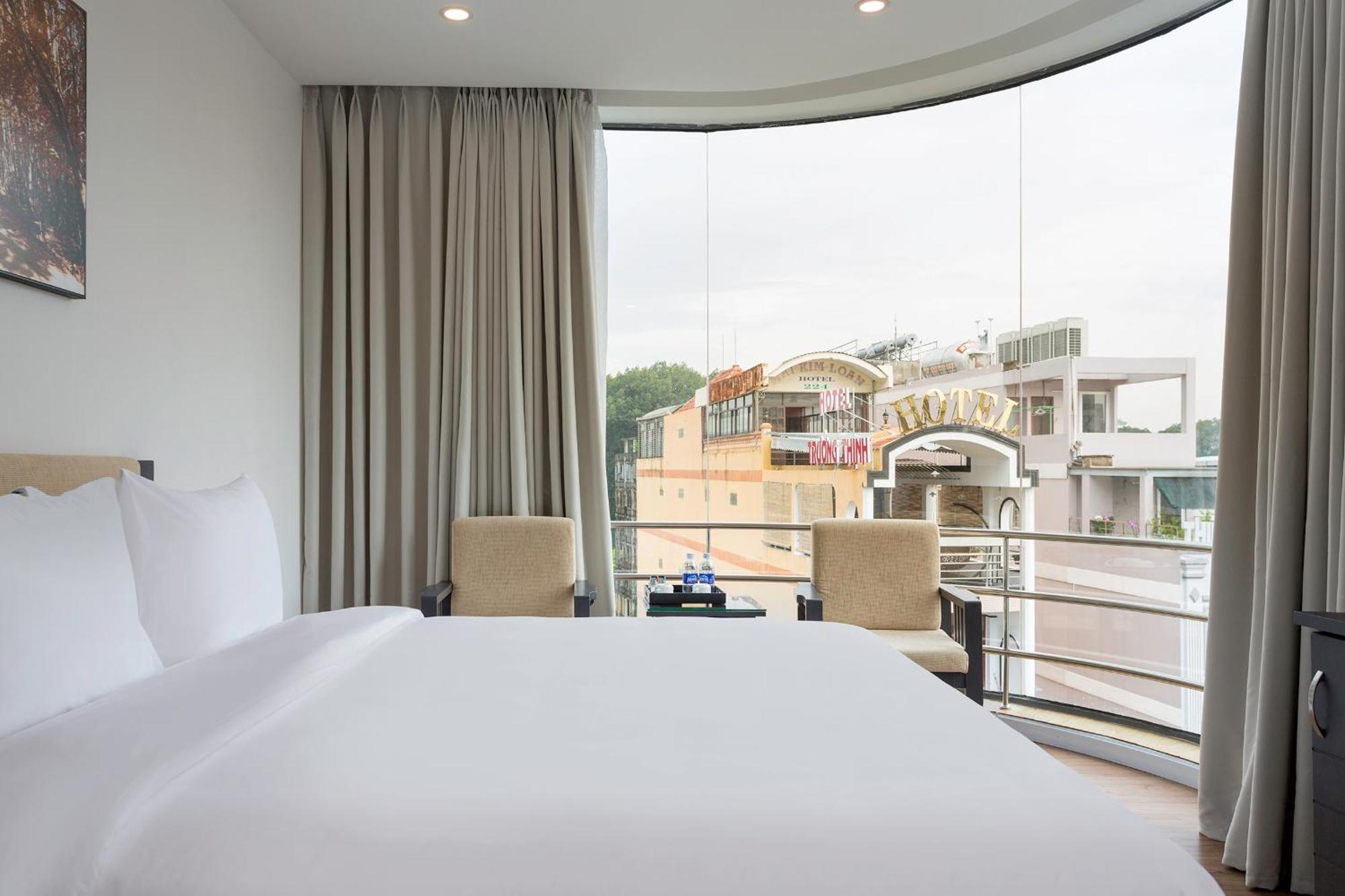 Suite City View