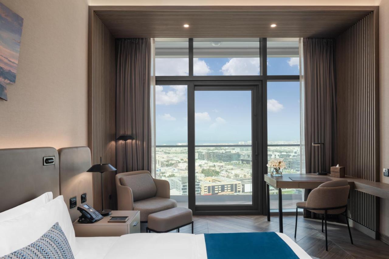 Scene Coastal Room at all F&B outlets excluding room dining