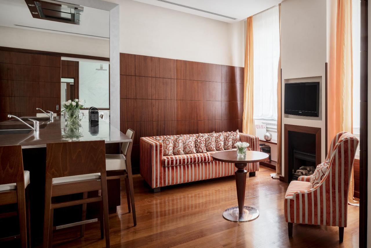 Superior One-Bedroom Apartment