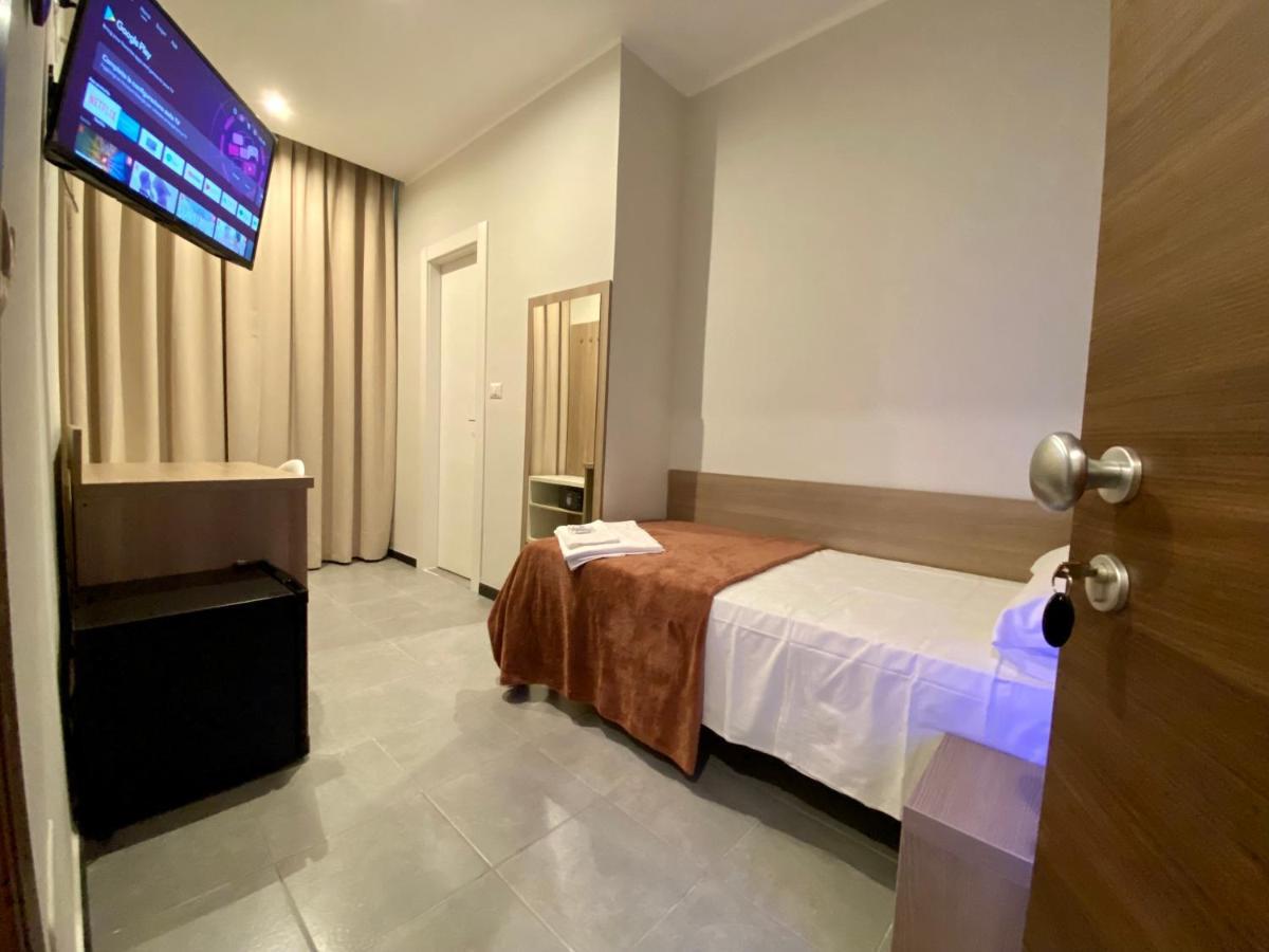 Economy Single Room