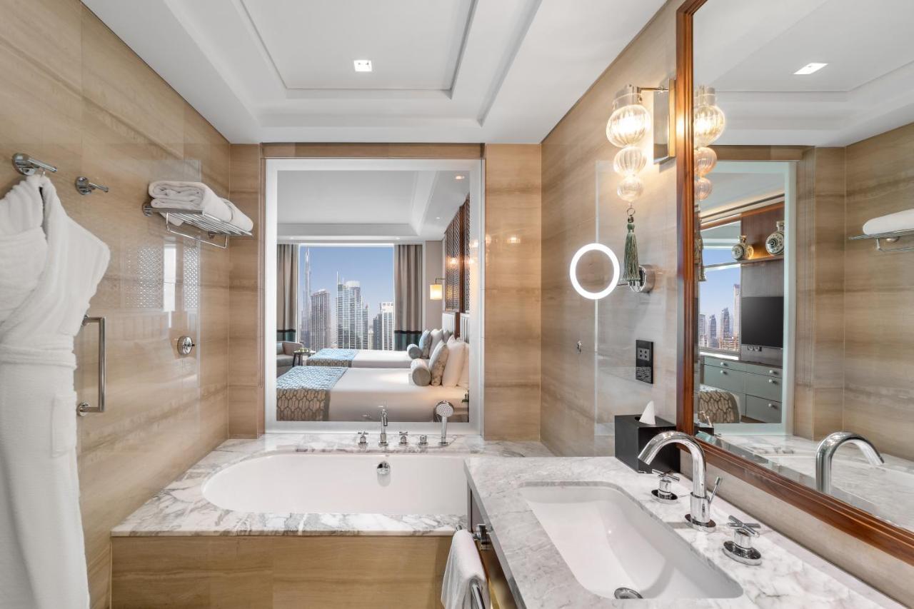Luxury King Room Burj View Staycation on F&B spa & laundry early check & late check-out