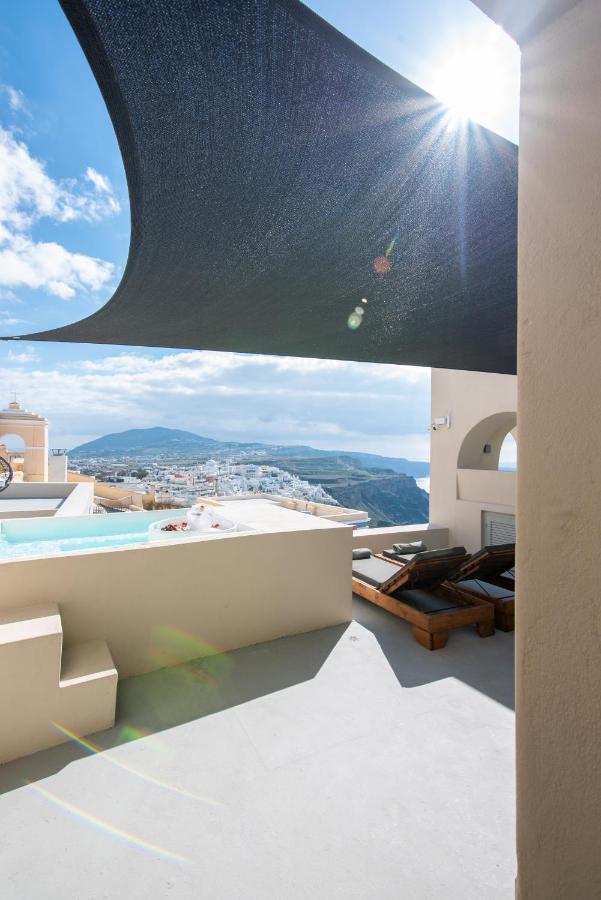 CLIFF SUITE CALDERA VIEW OUTDOOR JACUZZI