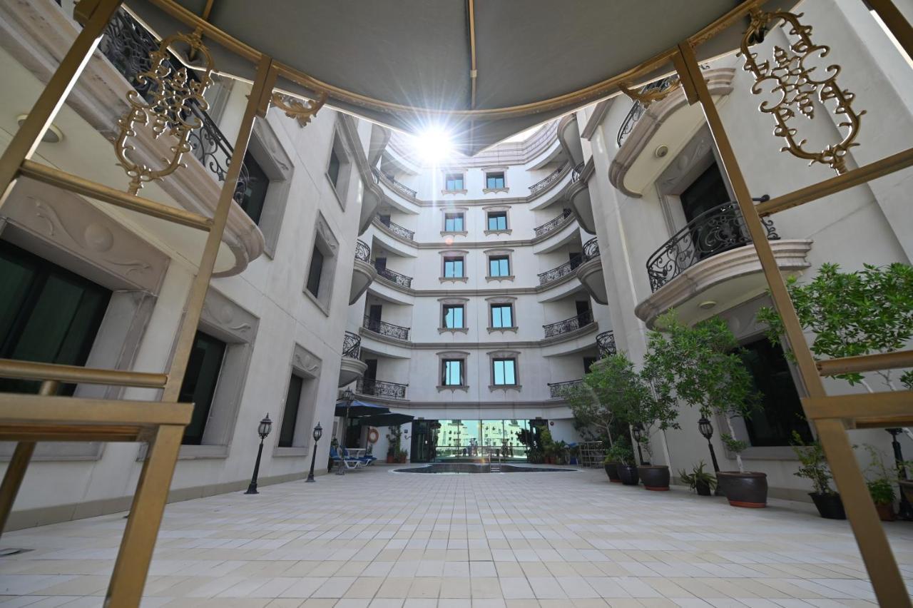 Deluxe Two-Bedroom Apartment