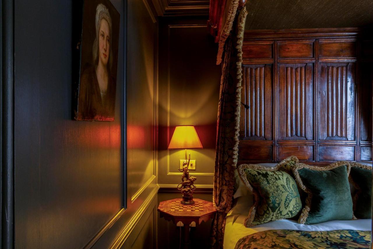 Suite Sitting Room Balcony