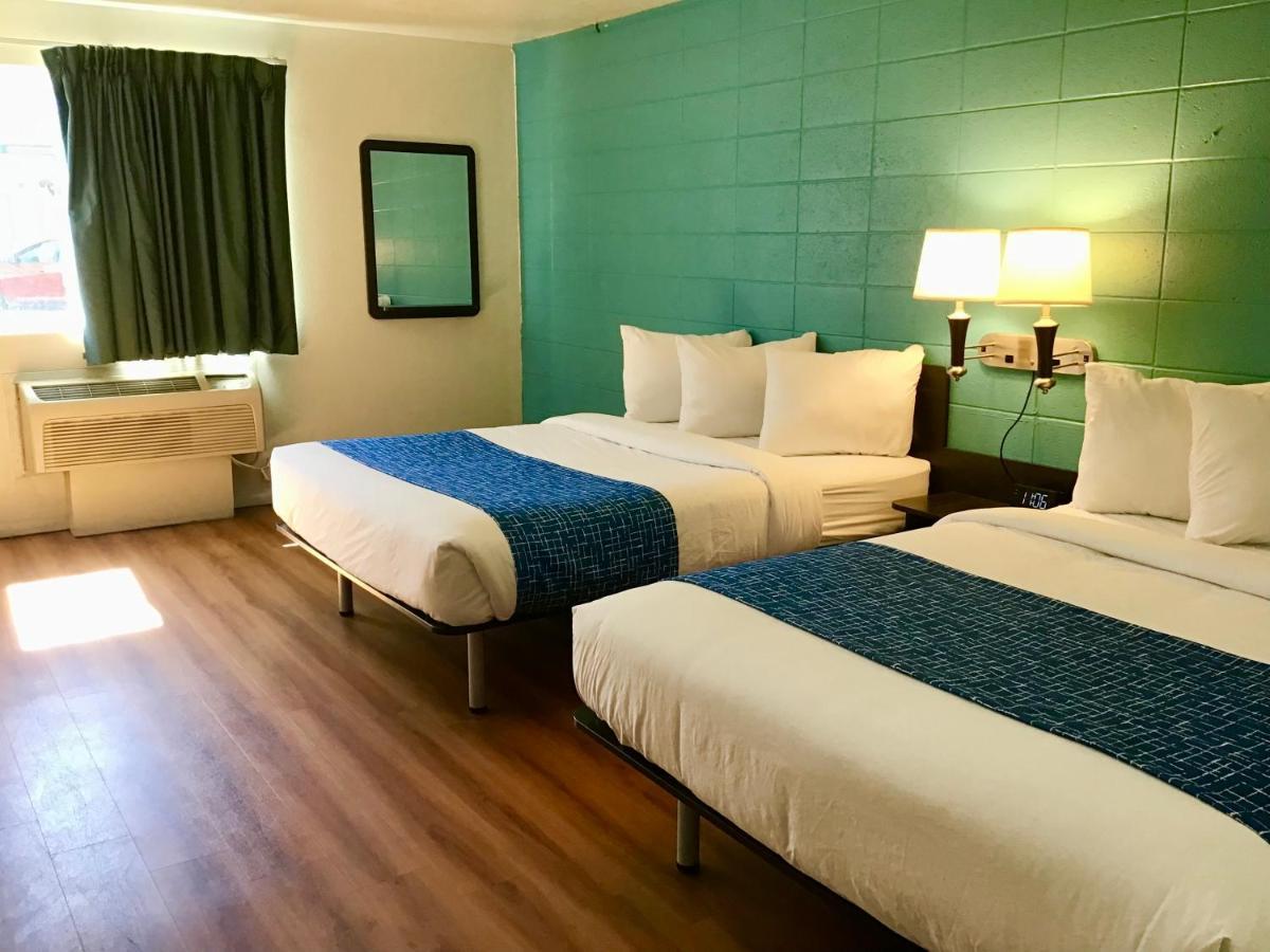 Queen Room Two Queen Beds Non-Smoking