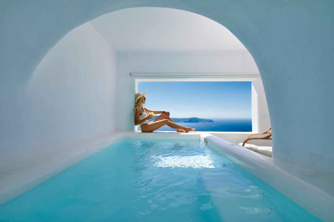 Honeymoon Suite Indoor Heated Jacuzzi