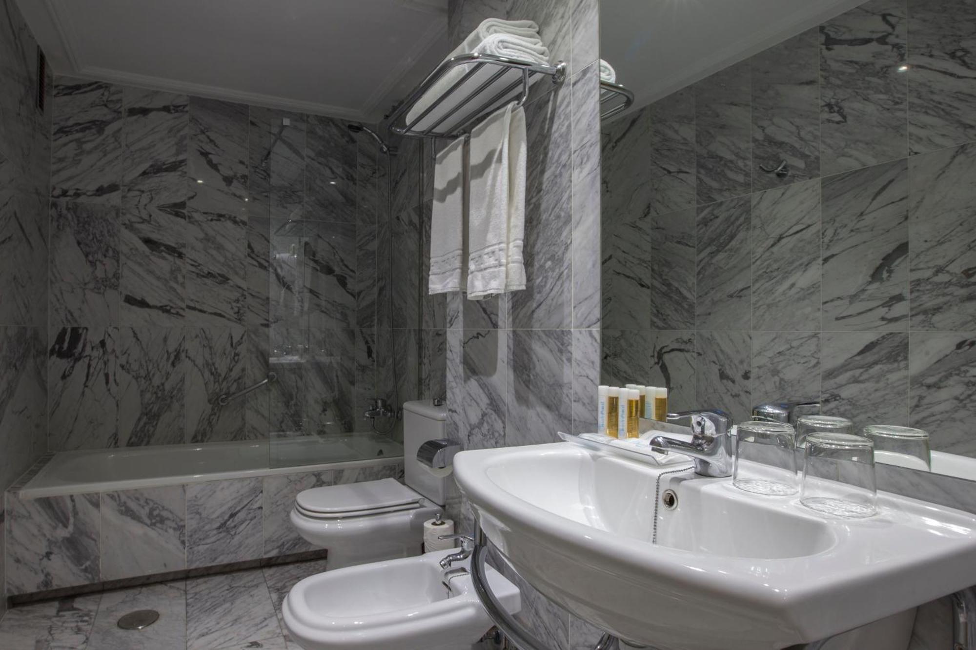 Superior Double or Twin Room City View