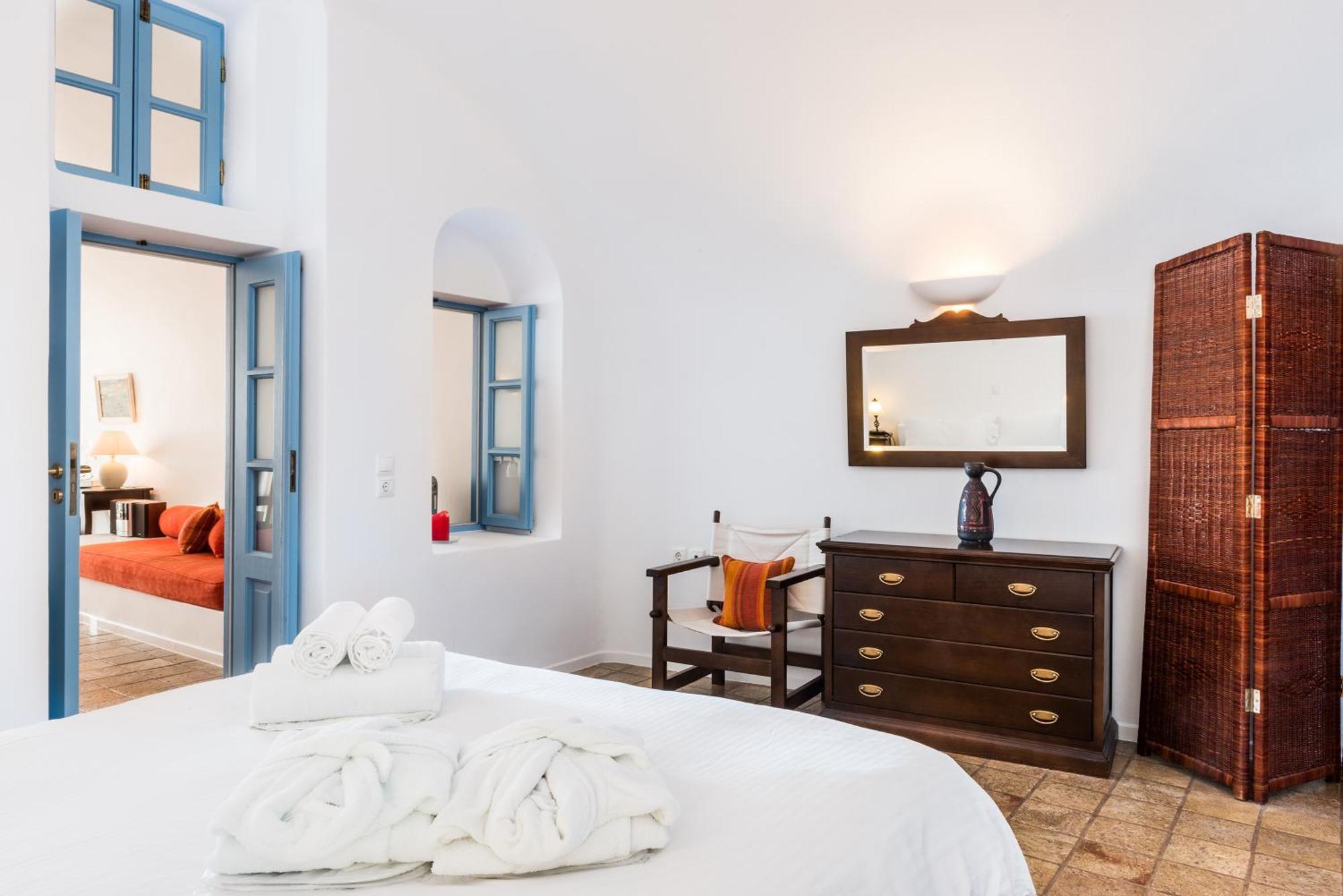 Junior Suite Caldera View