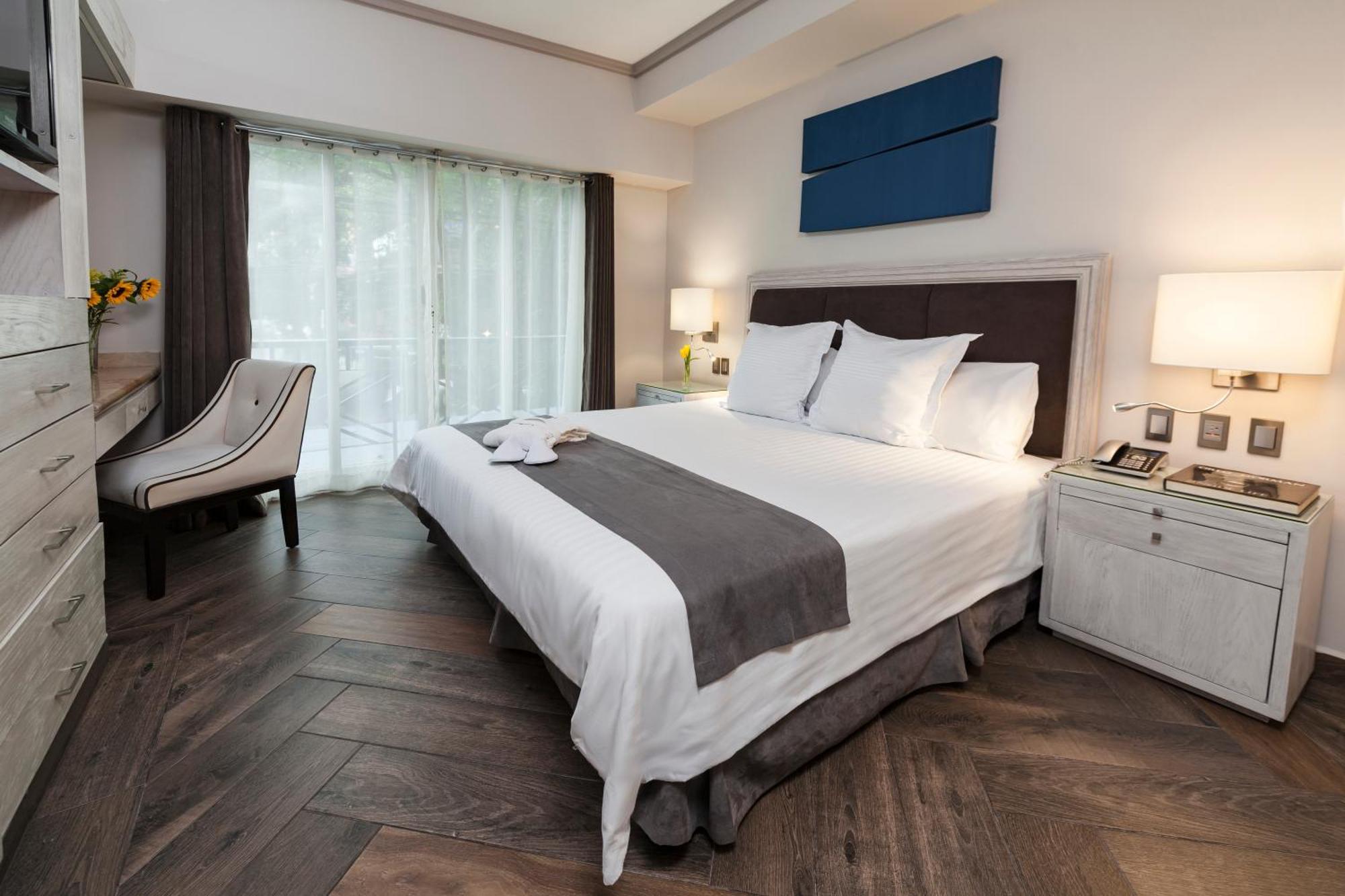 Standard Suite