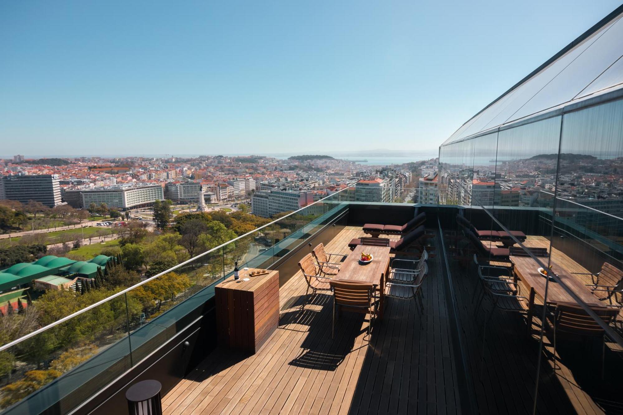 One-Bedroom Suite with Terrace