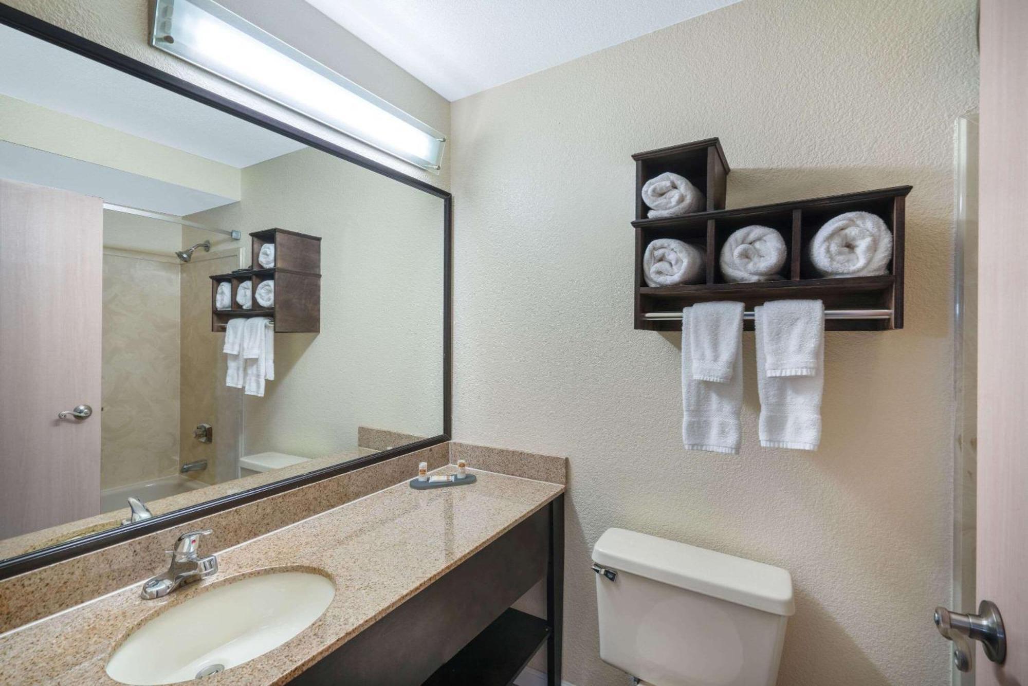 Deluxe Suite Two Double Beds Non-Smoking