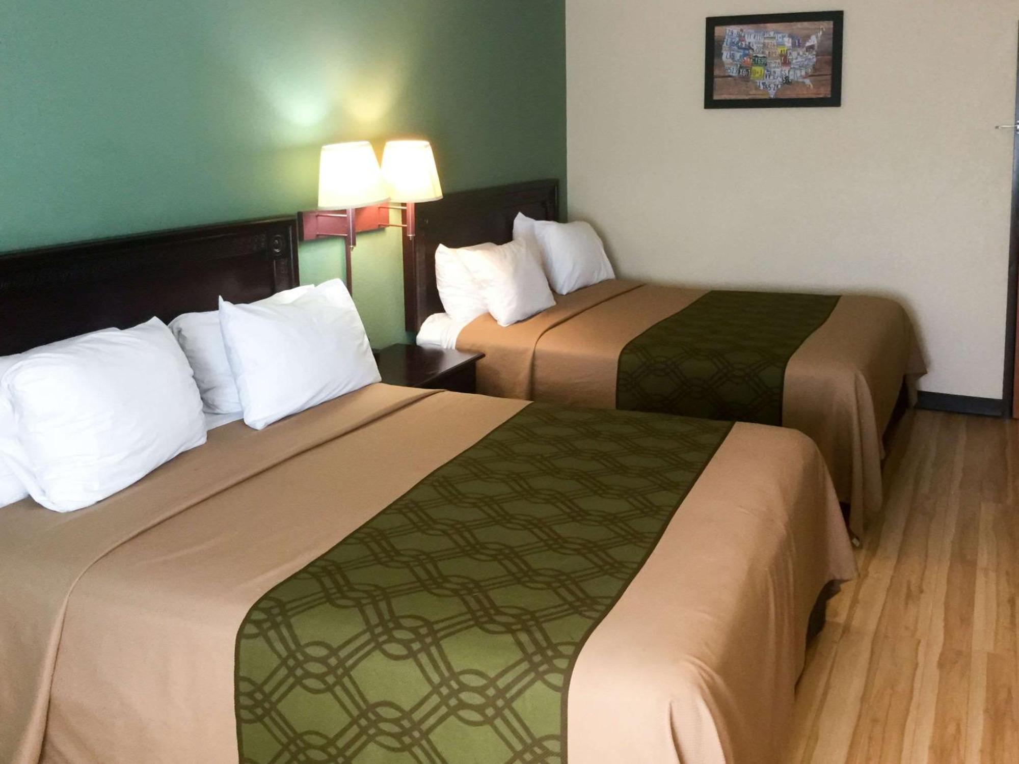 Queen Room with Two Queen Beds - Non-Smoking
