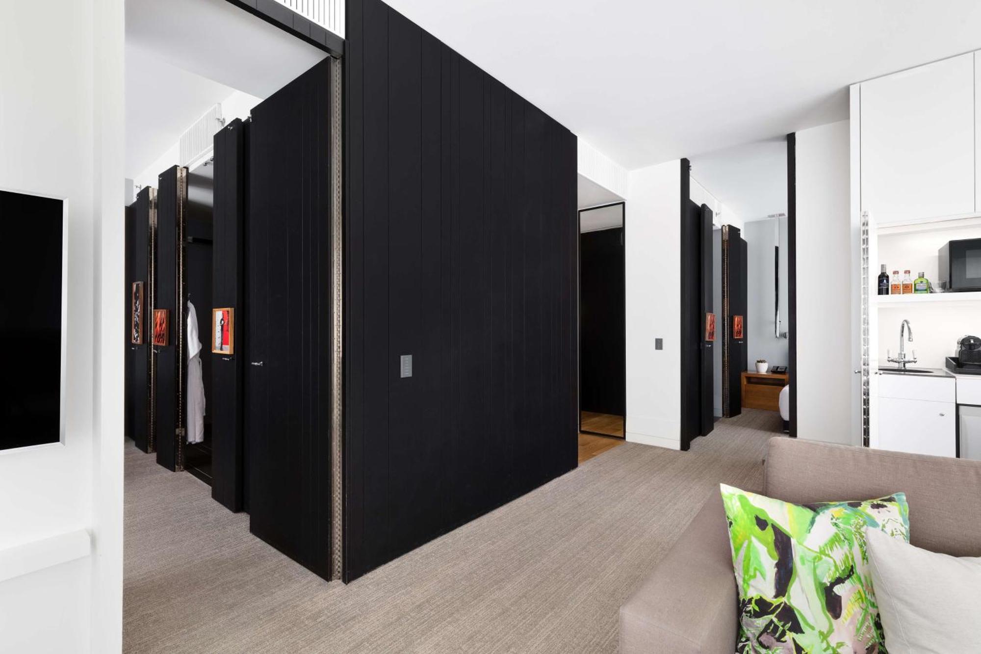 Two-Bedroom Suite,1276081675:JPEG