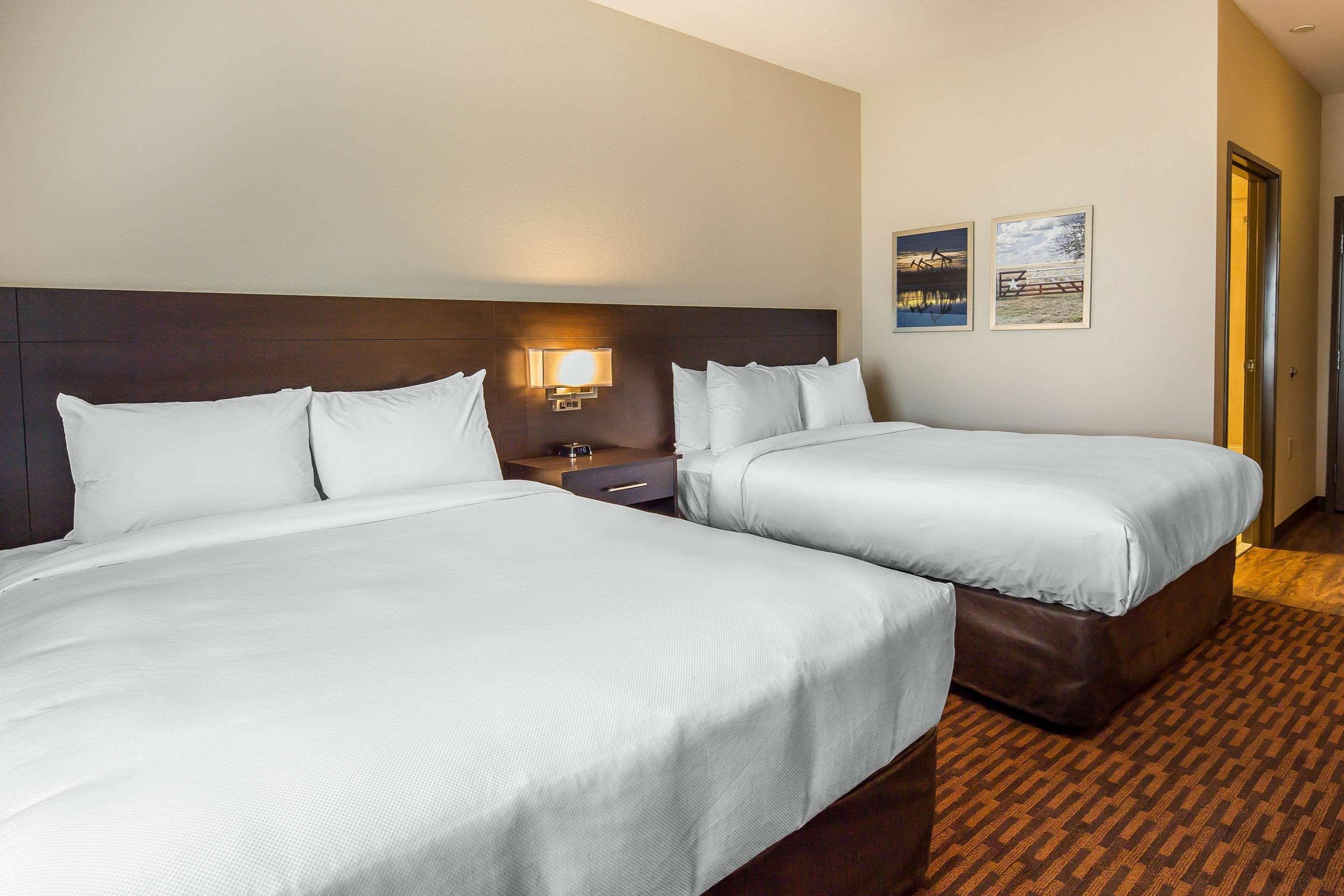 Efficiency Queen Room Two Queen Beds Accessible or Non-Smoking