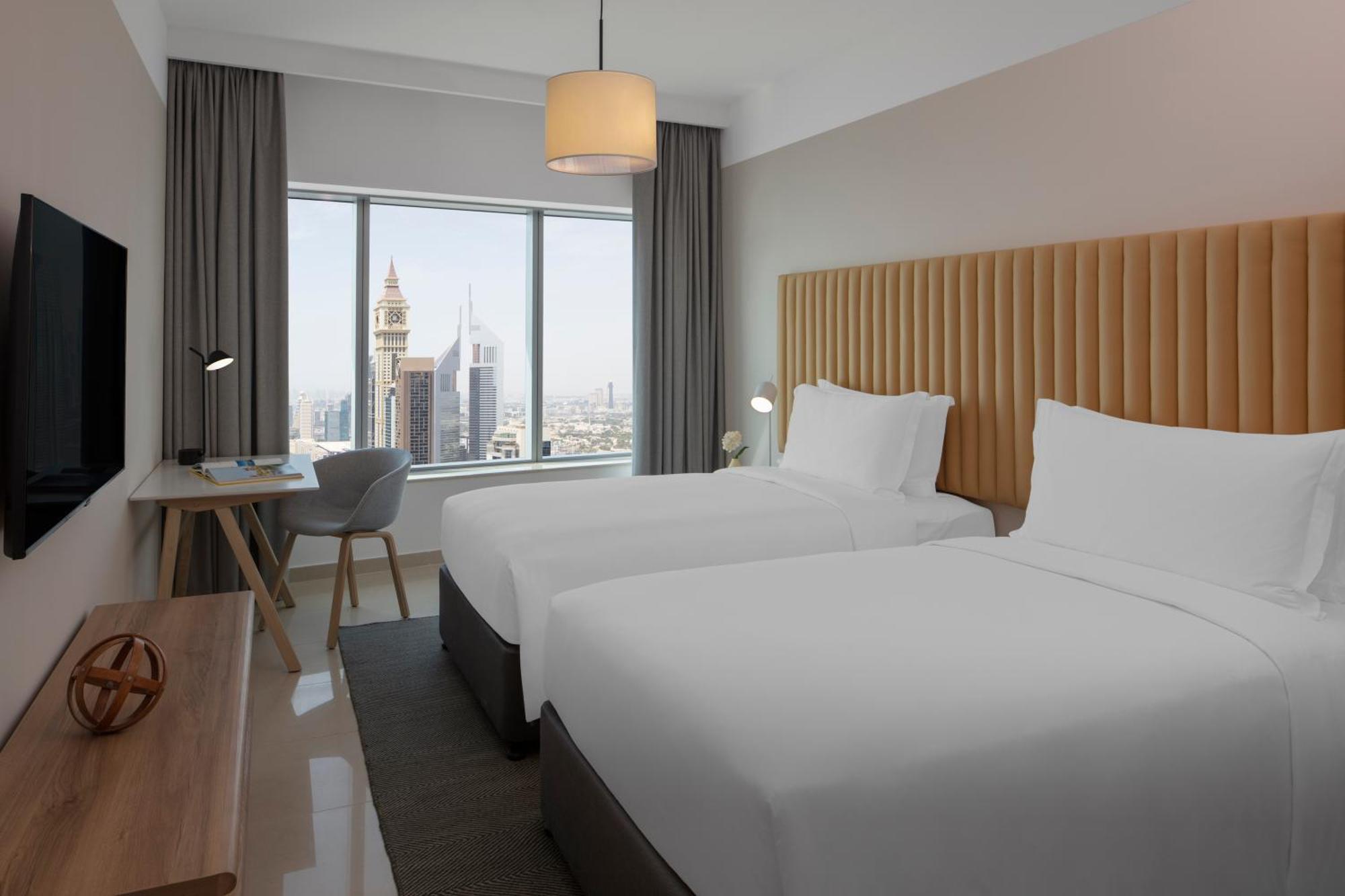 Three-Bedroom Suite Burj Khalifa View