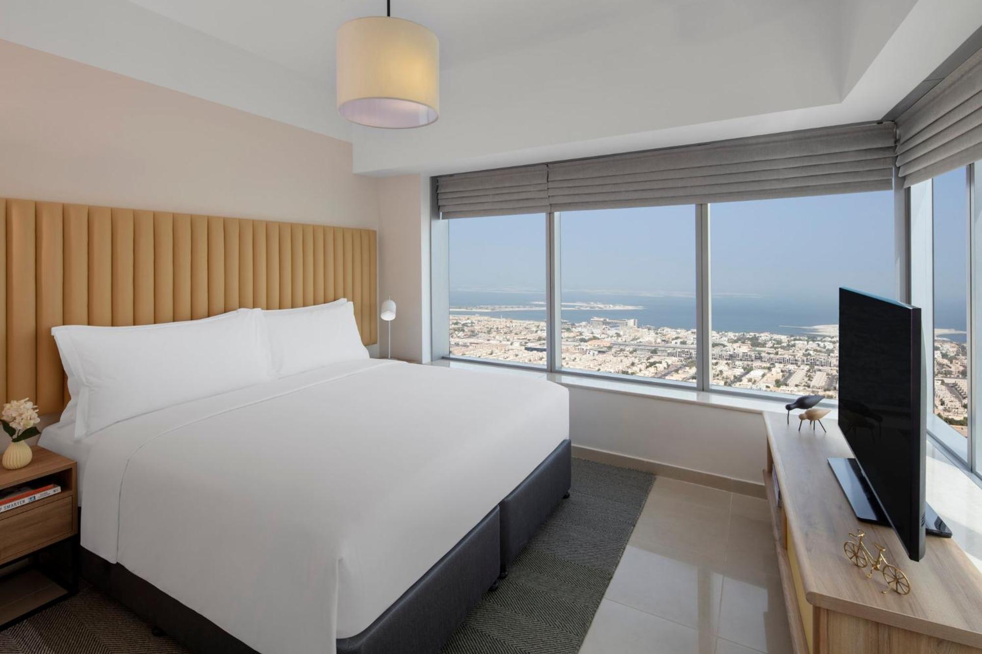 Two-Bedroom Suite Sea View