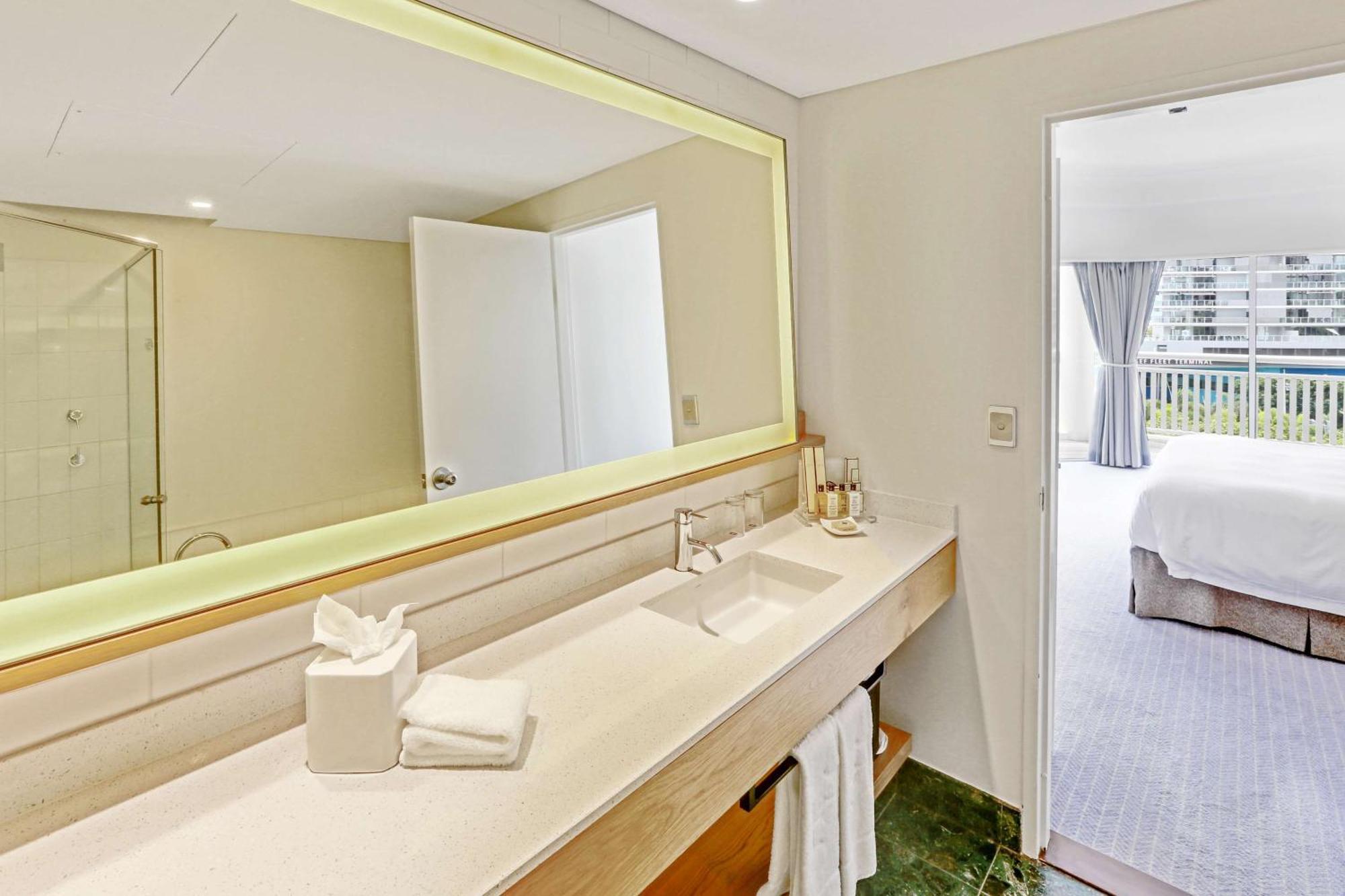 One-Bedroom Suite,1436054959:JPEG