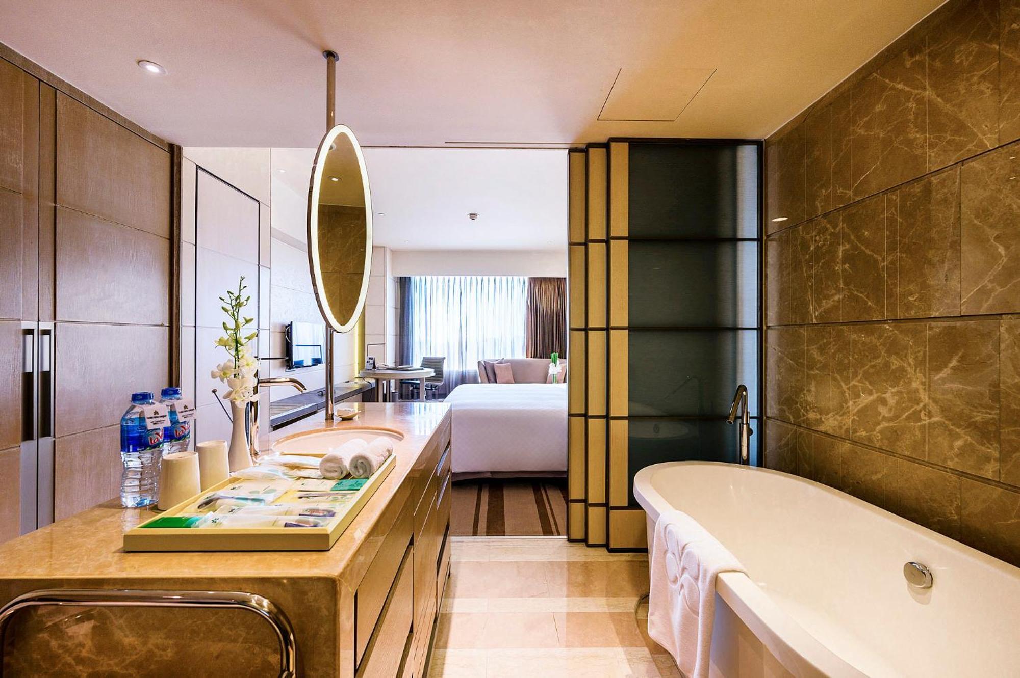 Deluxe Premium King Room