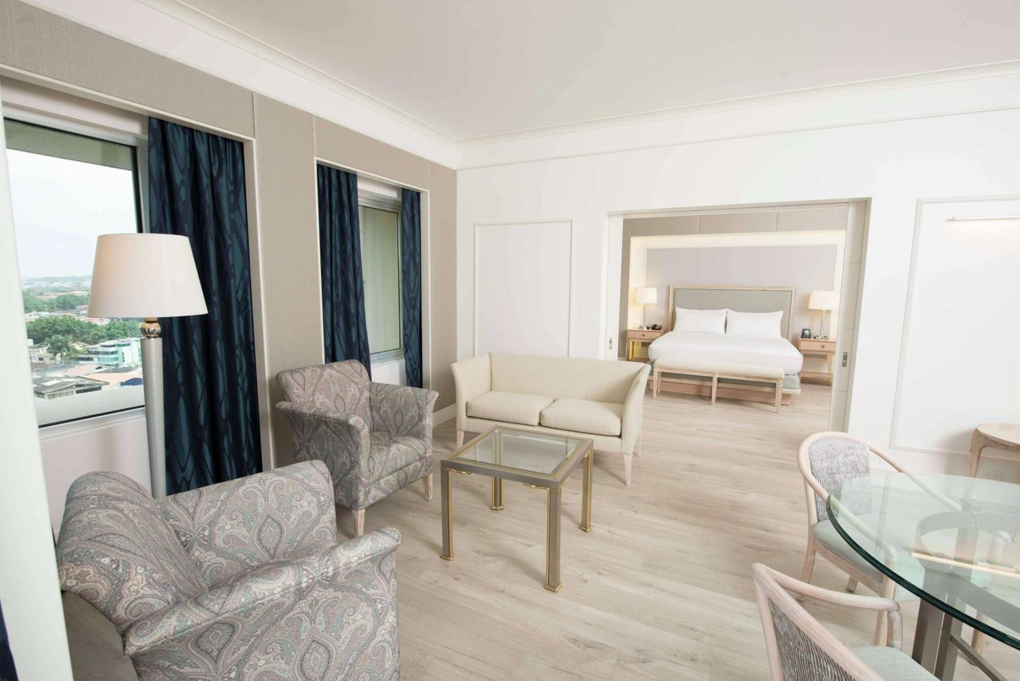 One Bedroom King Suite Executive Floor Lounge Access