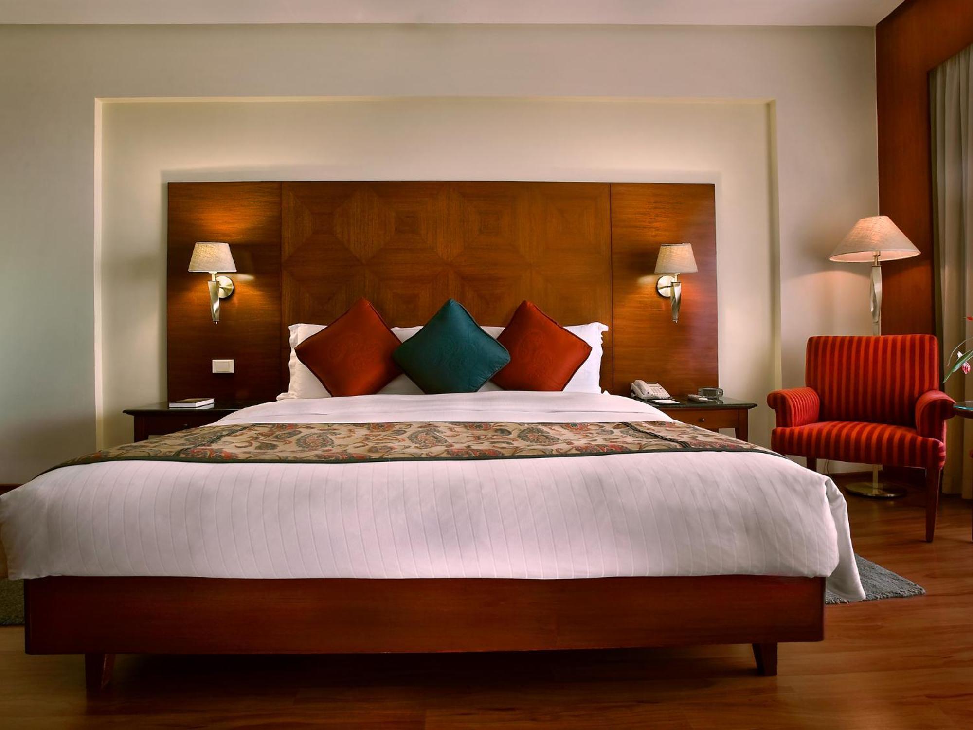Lalit Club Room Twin Bed on Session on Spa Complimentary Airport Drop to T1 & T2 Enjoy Happy Hours 11 on Beverages