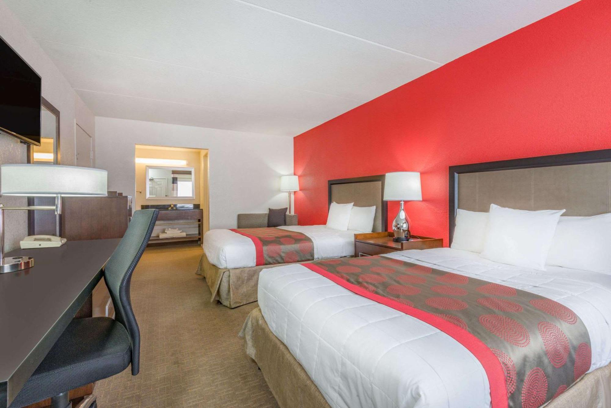 Double Room with Two Double Beds - Mobility Access/Non-Smoking
