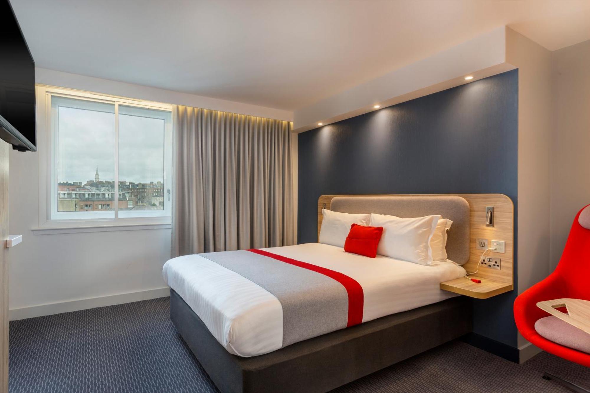 Standard Double Room with City View and Free Hot Breakfast