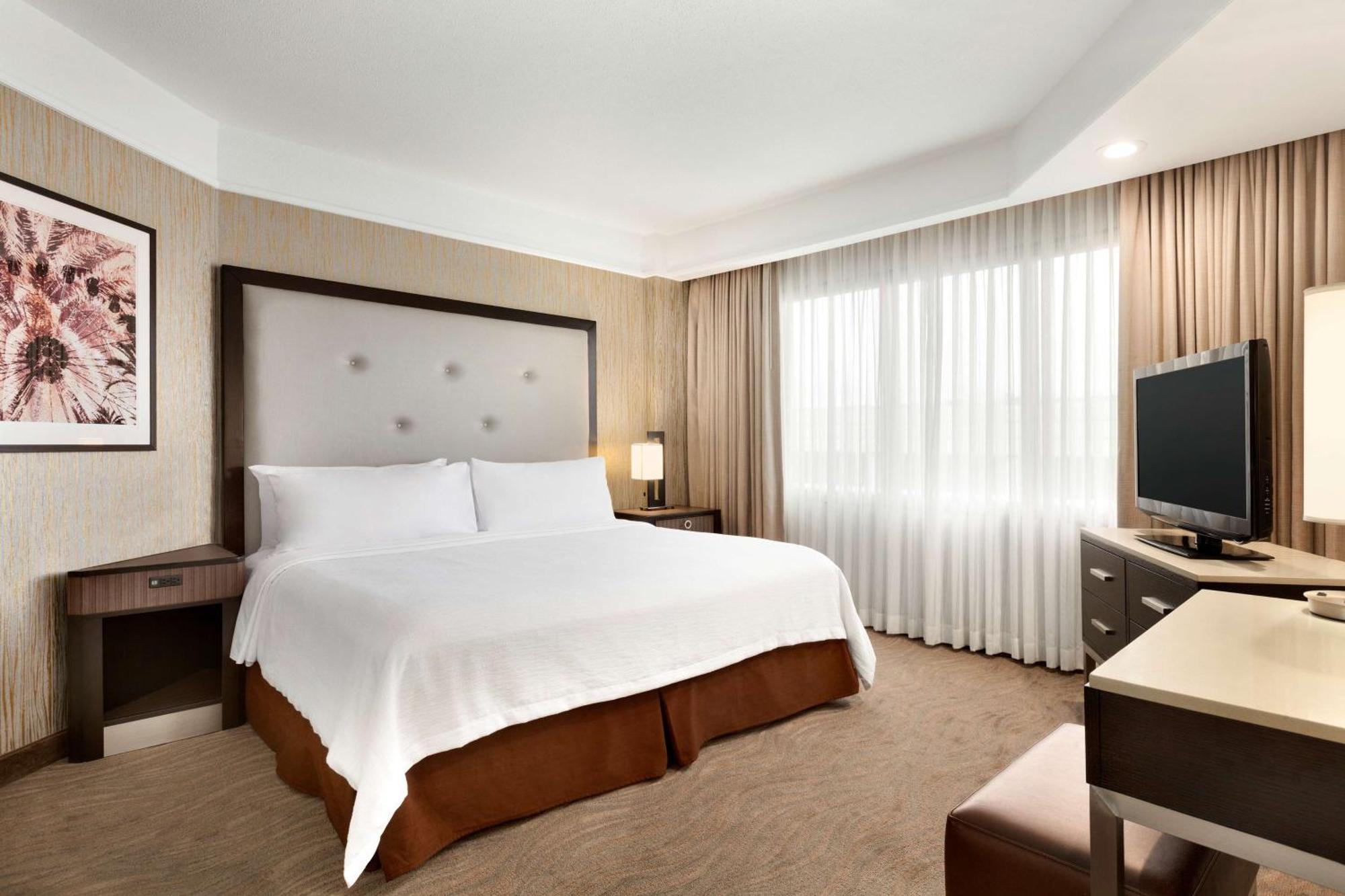 King Suite Disability Access or Non-Smoking