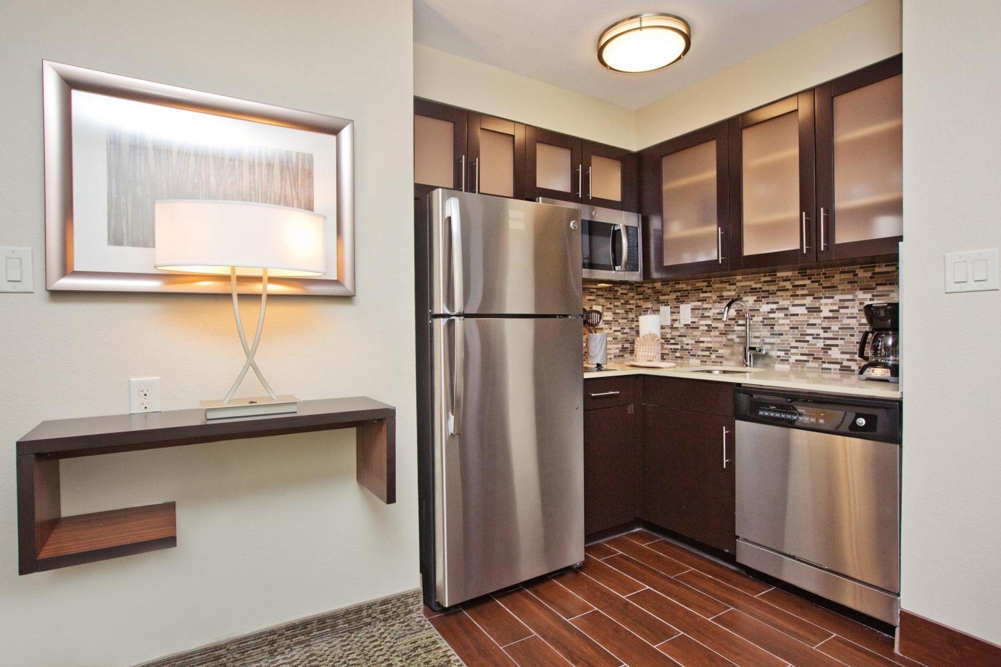 King Studio Suite