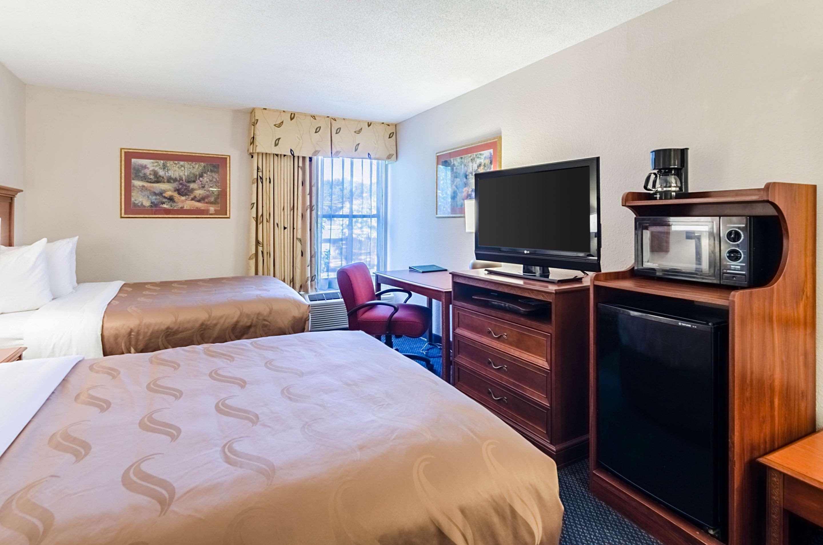 Double Room Two Double Beds Non-Smoking