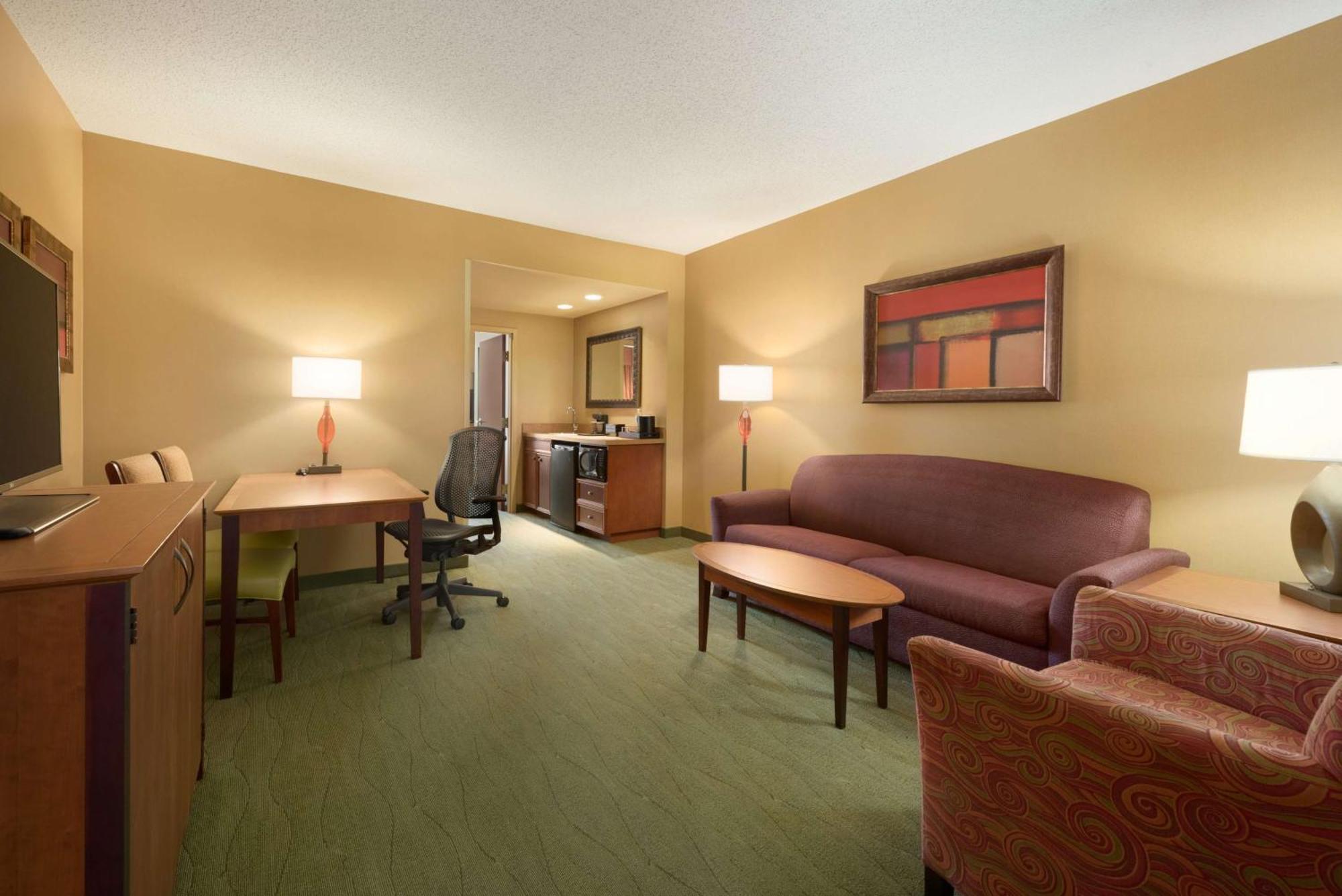 King Room Mobility Access or Non-Smoking