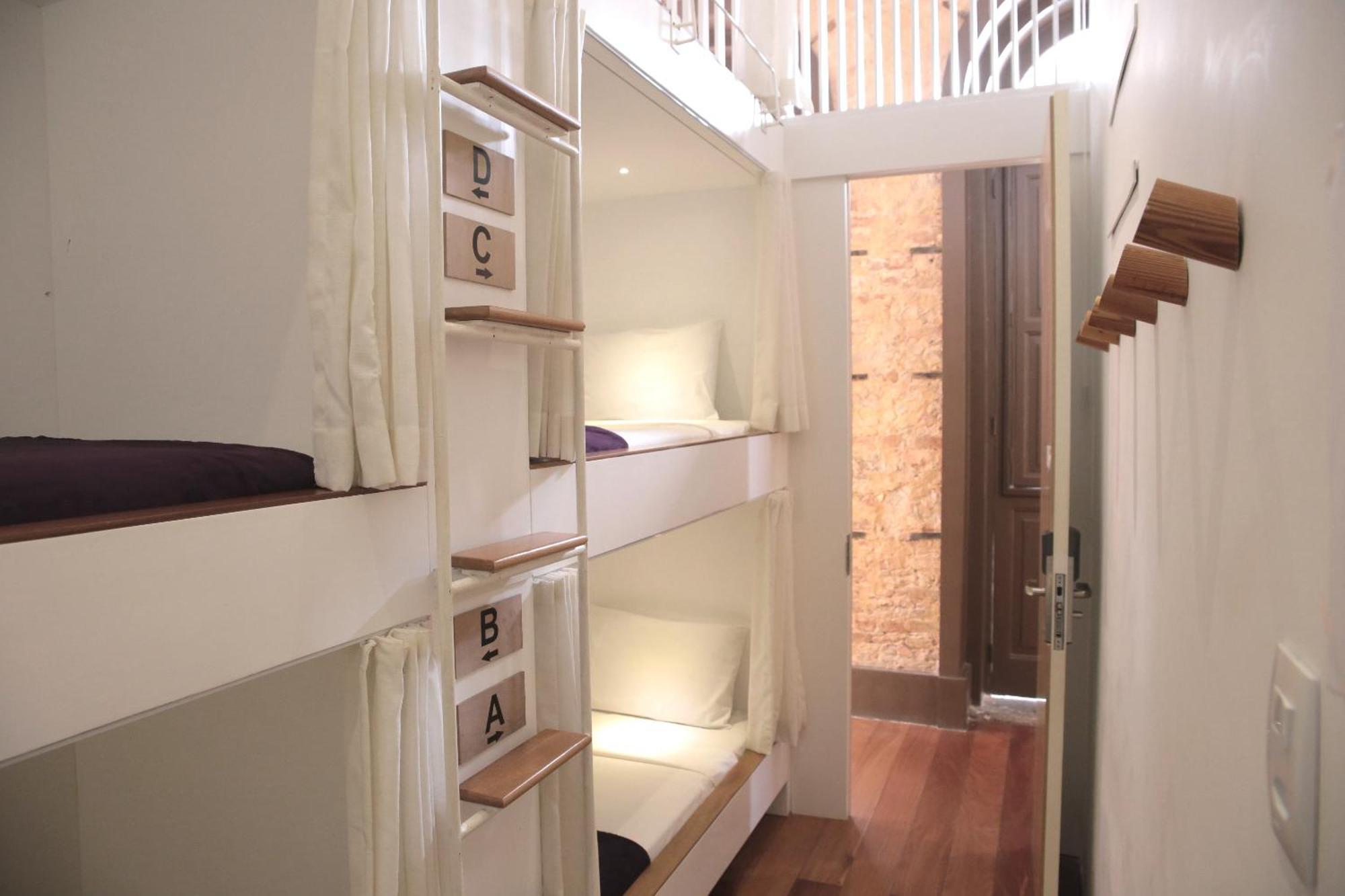 Bed 6-Bed Female Dormitory Room