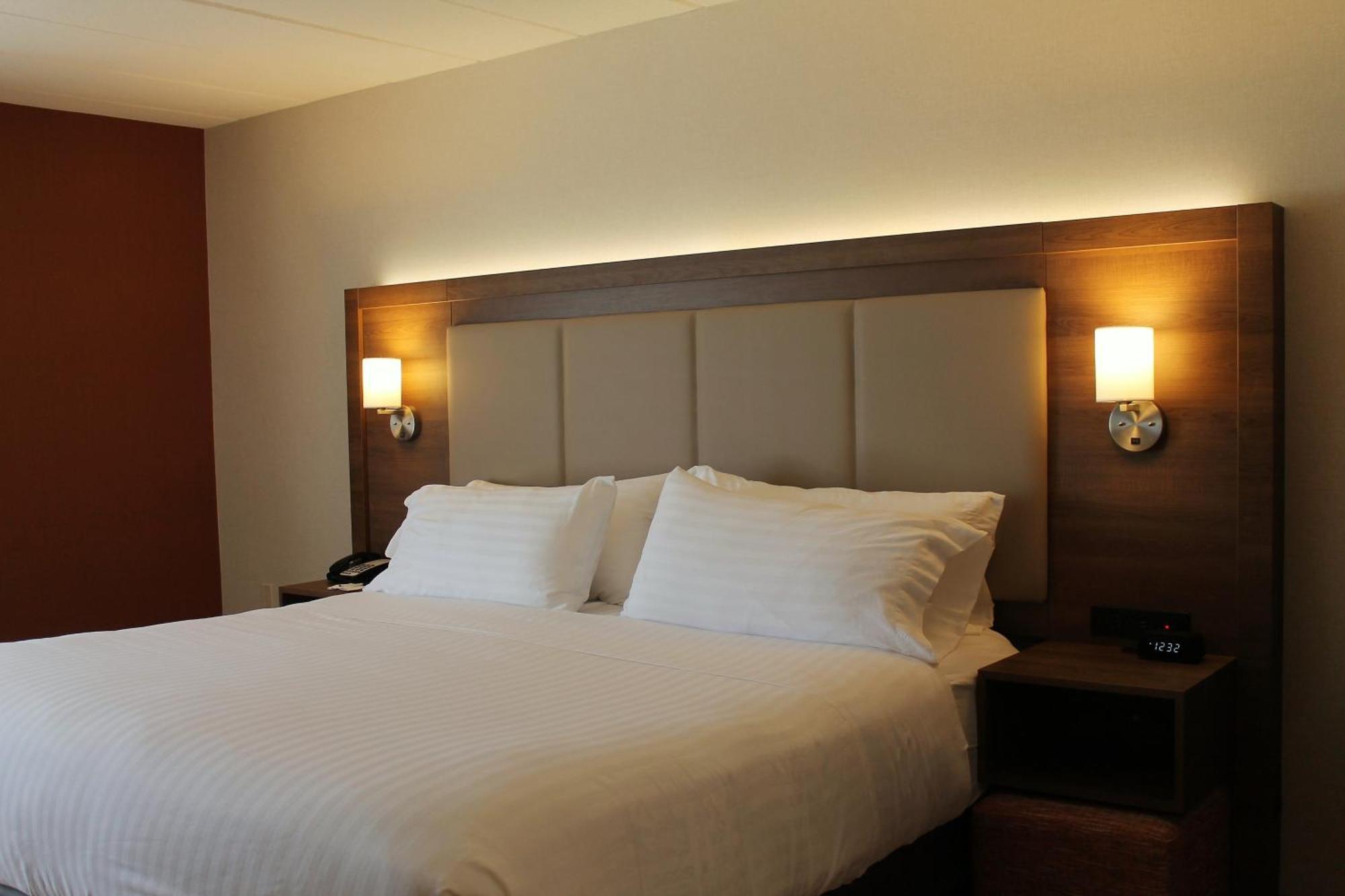 Standard King Room,1282828318:JPEG