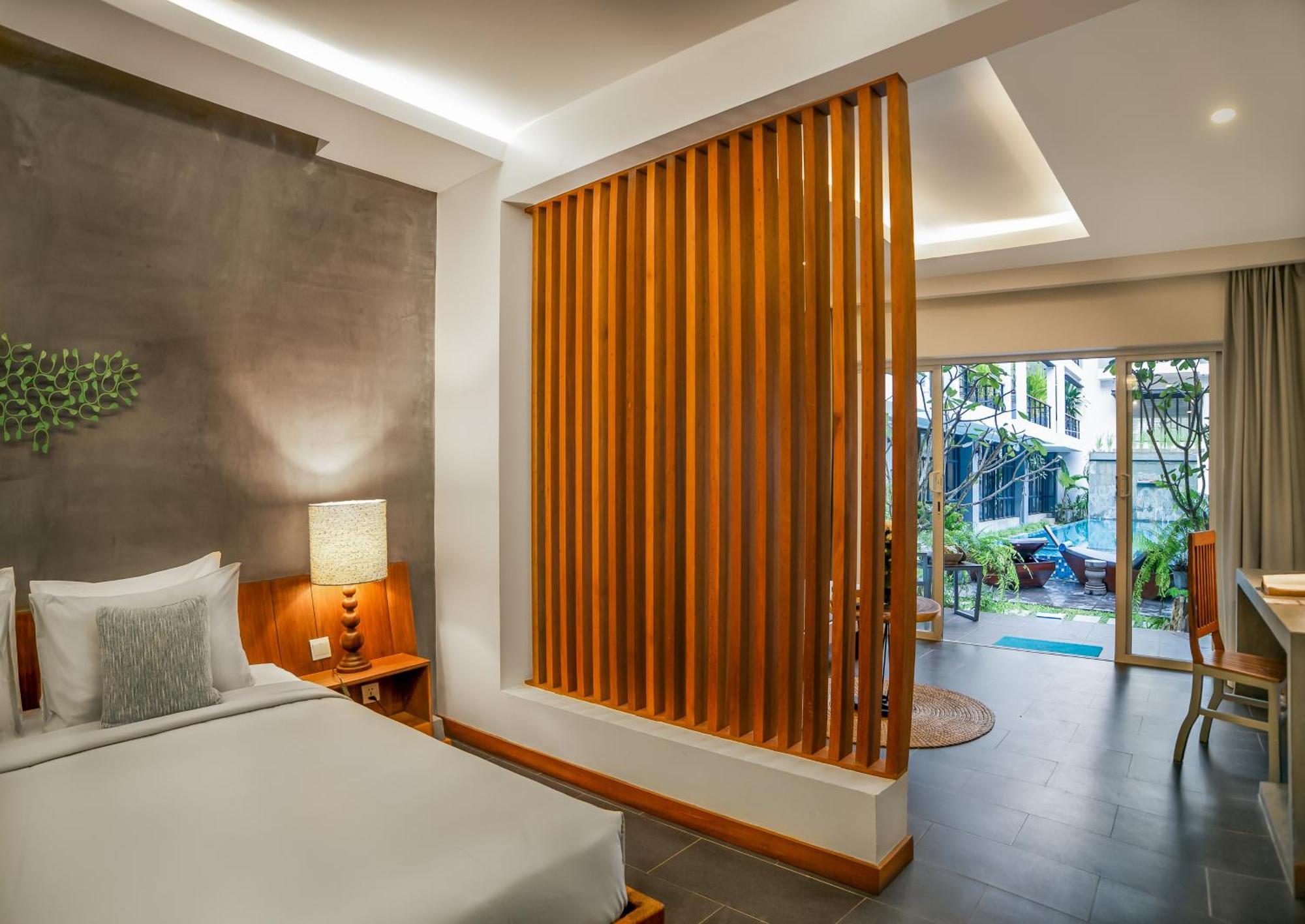 Suite Access Pool
