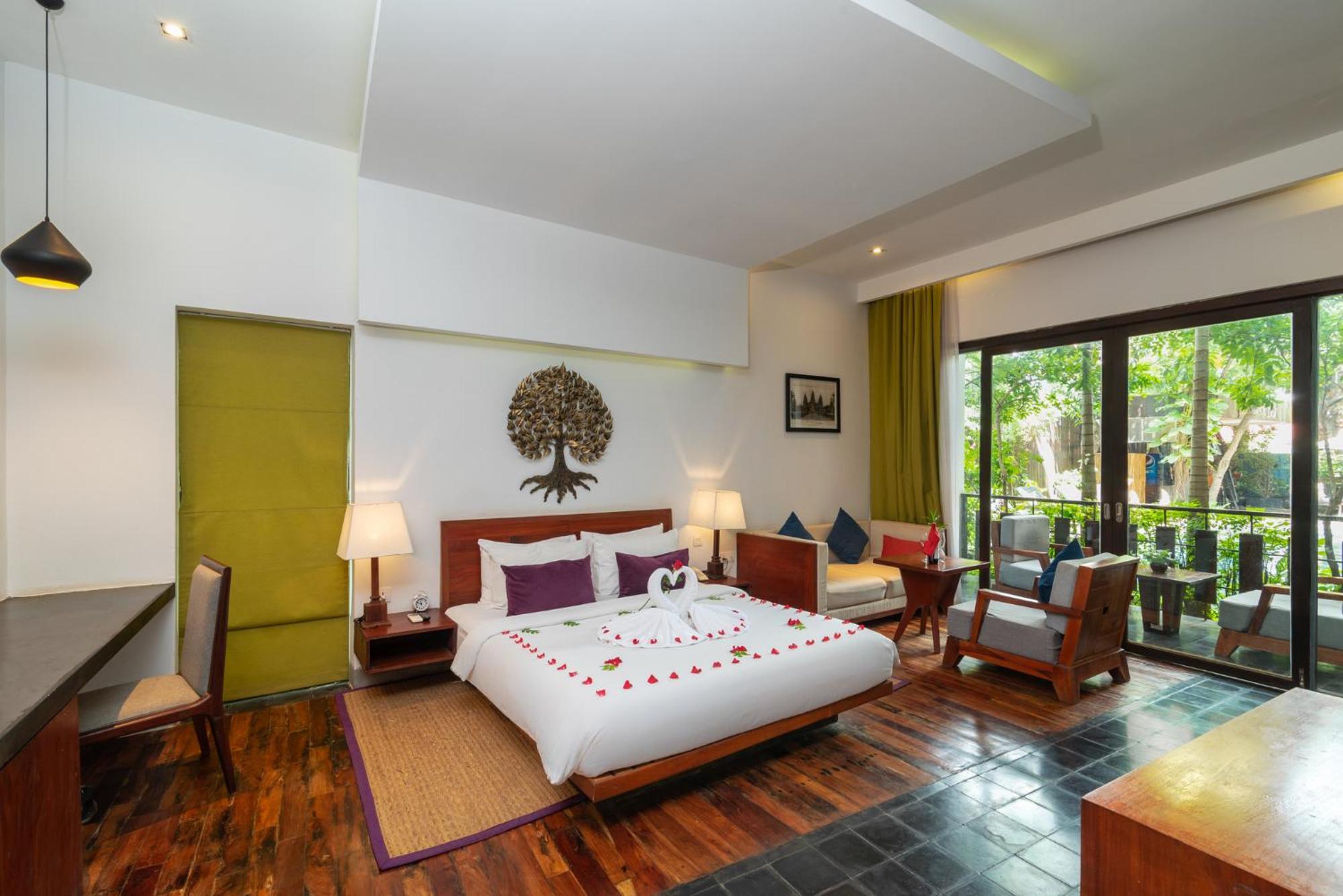 Honeymoon Suite